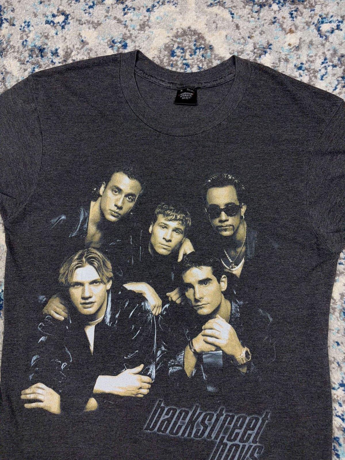 Vintage 1998 Backstreet Boys Pop Music Roster Tour Graphic T-Shirt Size Small