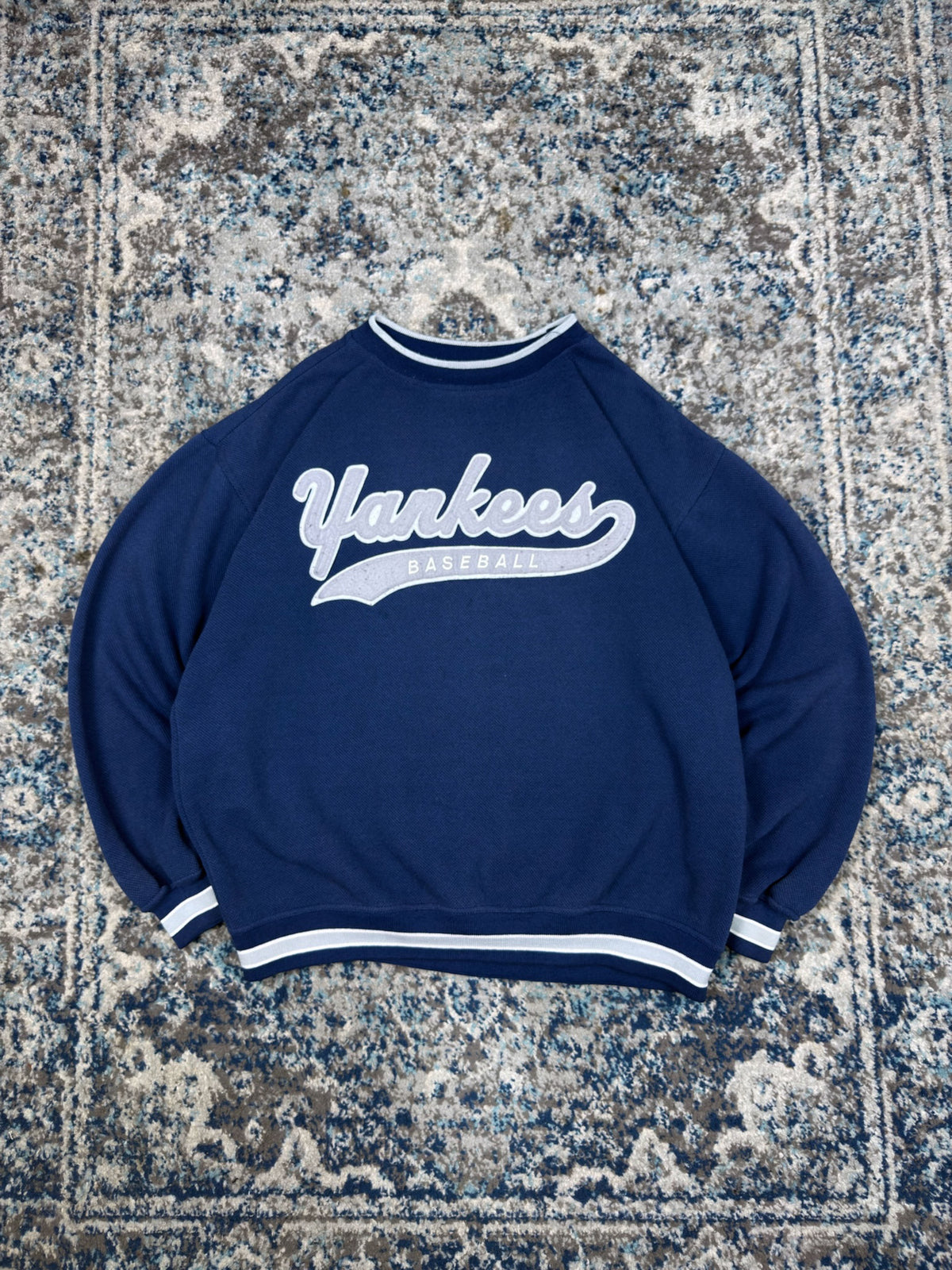 Vintage 90s New York Yankees MLB Embroidered Tailsweep Starter Sweatshirt Size Large