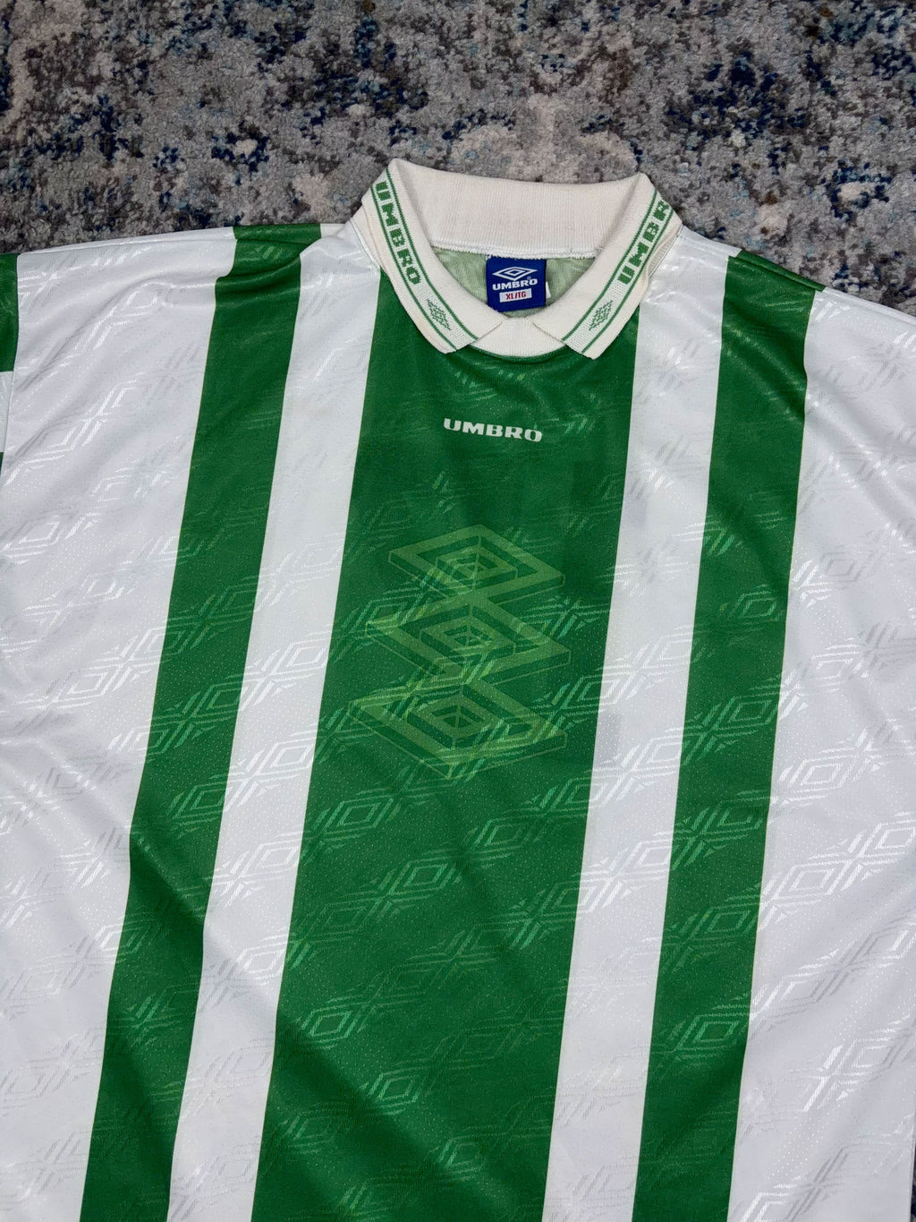 Vintage Umbro #17 Logo Graphic Striped Collared Soccer Jersey Size Large