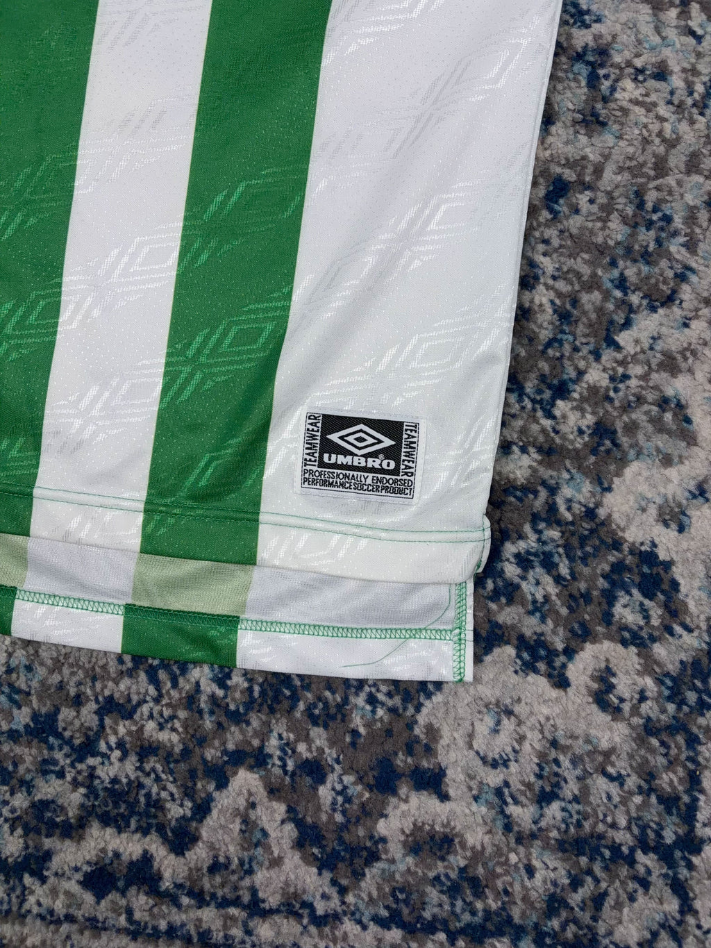 Vintage Umbro #17 Logo Graphic Striped Collared Soccer Jersey Size Large