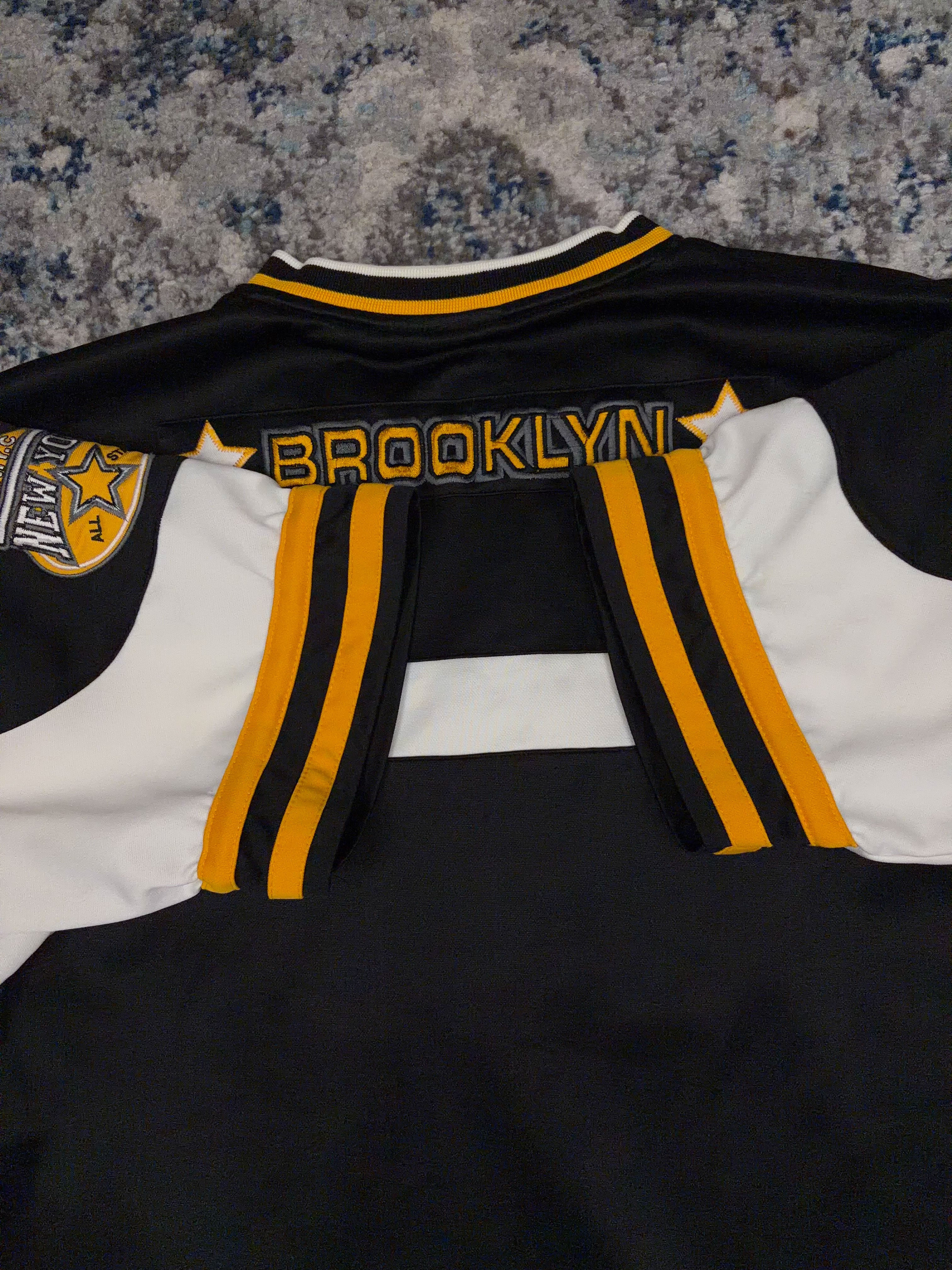 Vintage Y2K Underdawg Philly Script Spellout Football Jersey Size XL