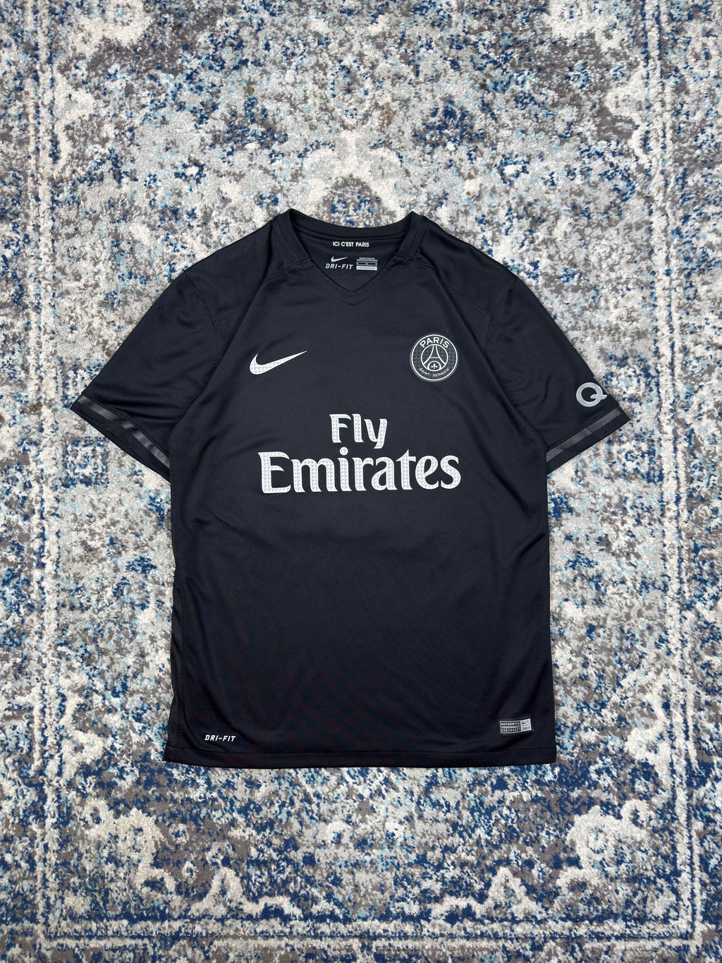 2015-16 Blaise Matuidi #14 Paris Saint-Germain Nike Soccer Jersey Size Medium