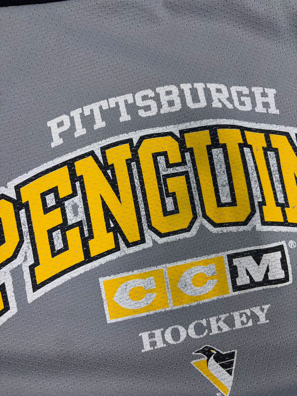 Vintage Pittsburgh Penguins NHL Graphic CCM Practice Hockey Jersey Size XL