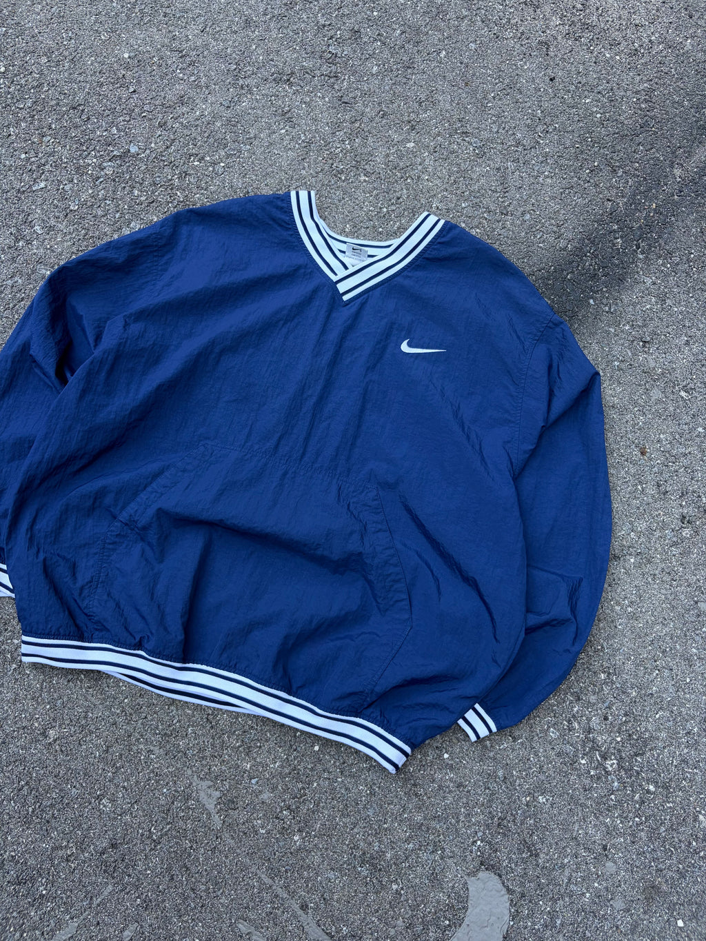 Vintage Nike Embroidered Swoosh Pullover Nylon Windbreaker Jacket Size XL