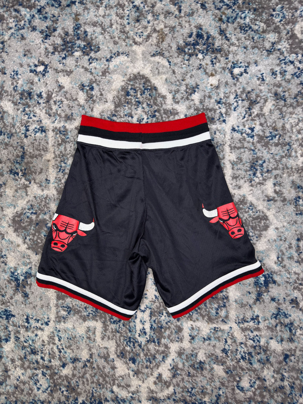 Vintage 80s/90s Chicago Bulls NBA Champion Mesh Basketball Shorts Size M (10-12) YOUTH