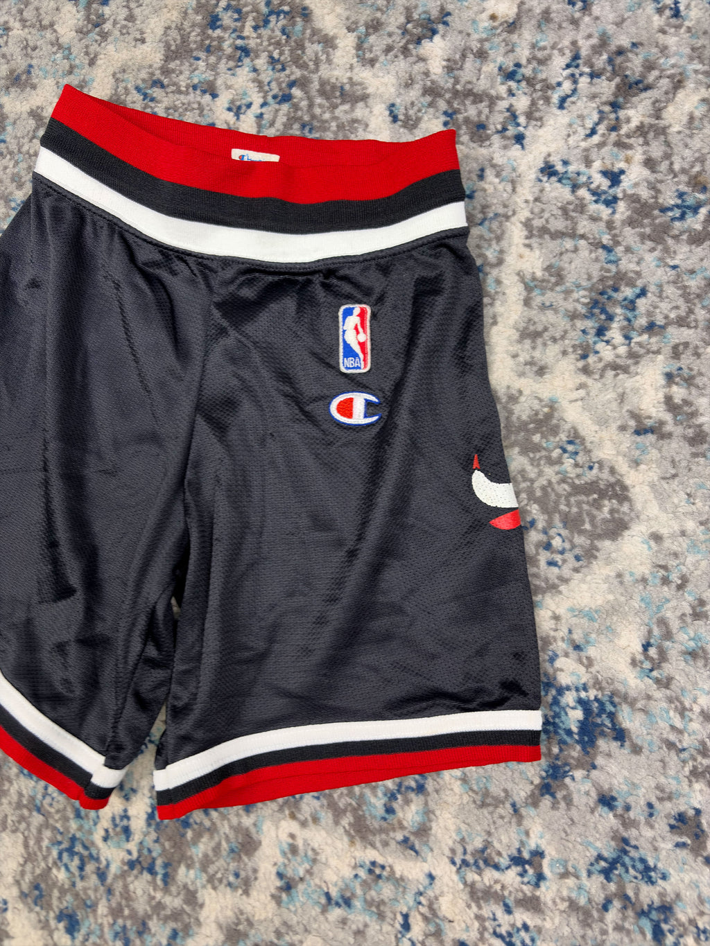 Vintage 80s/90s Chicago Bulls NBA Champion Mesh Basketball Shorts Size M (10-12) YOUTH