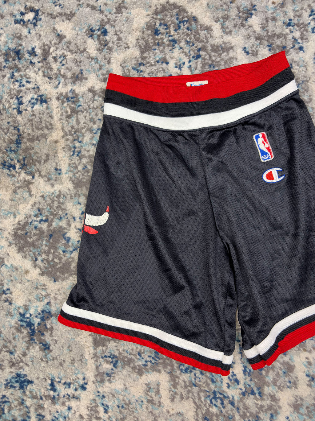 Vintage 80s/90s Chicago Bulls NBA Champion Mesh Basketball Shorts Size M (10-12) YOUTH