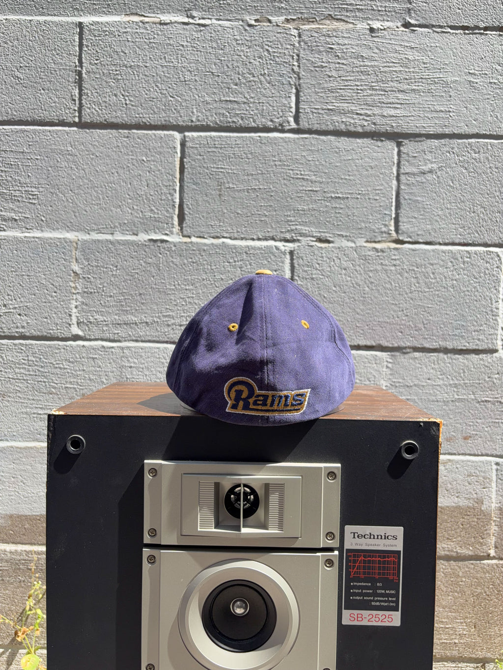 Vintage St. Louis Rams NFL Embroidered Logo Annco Flexfit Hat Size L/XL