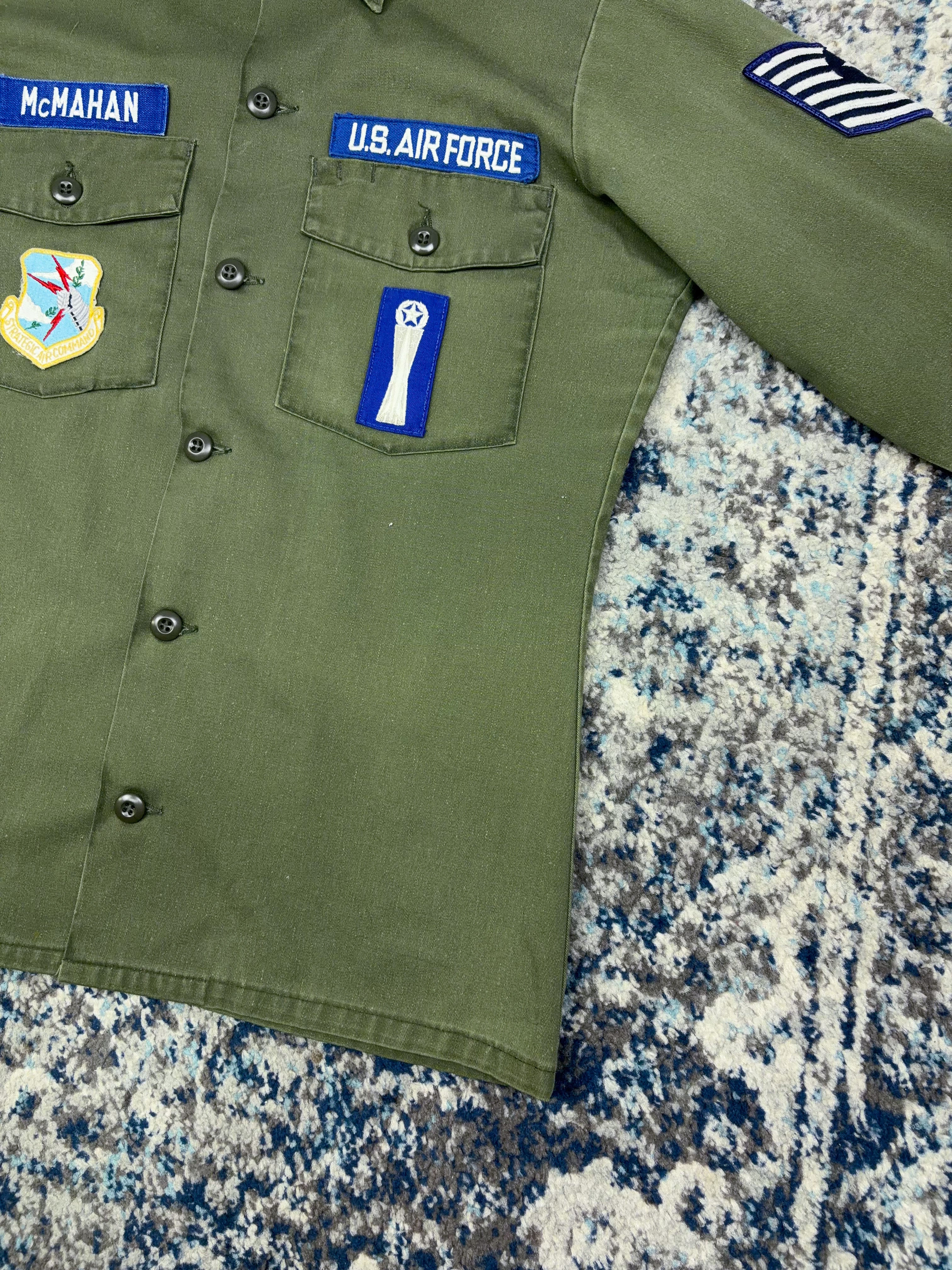 Vintage 60s OG-107 U.S. Airforce Military Fatigue Button Up Shirt Size Large