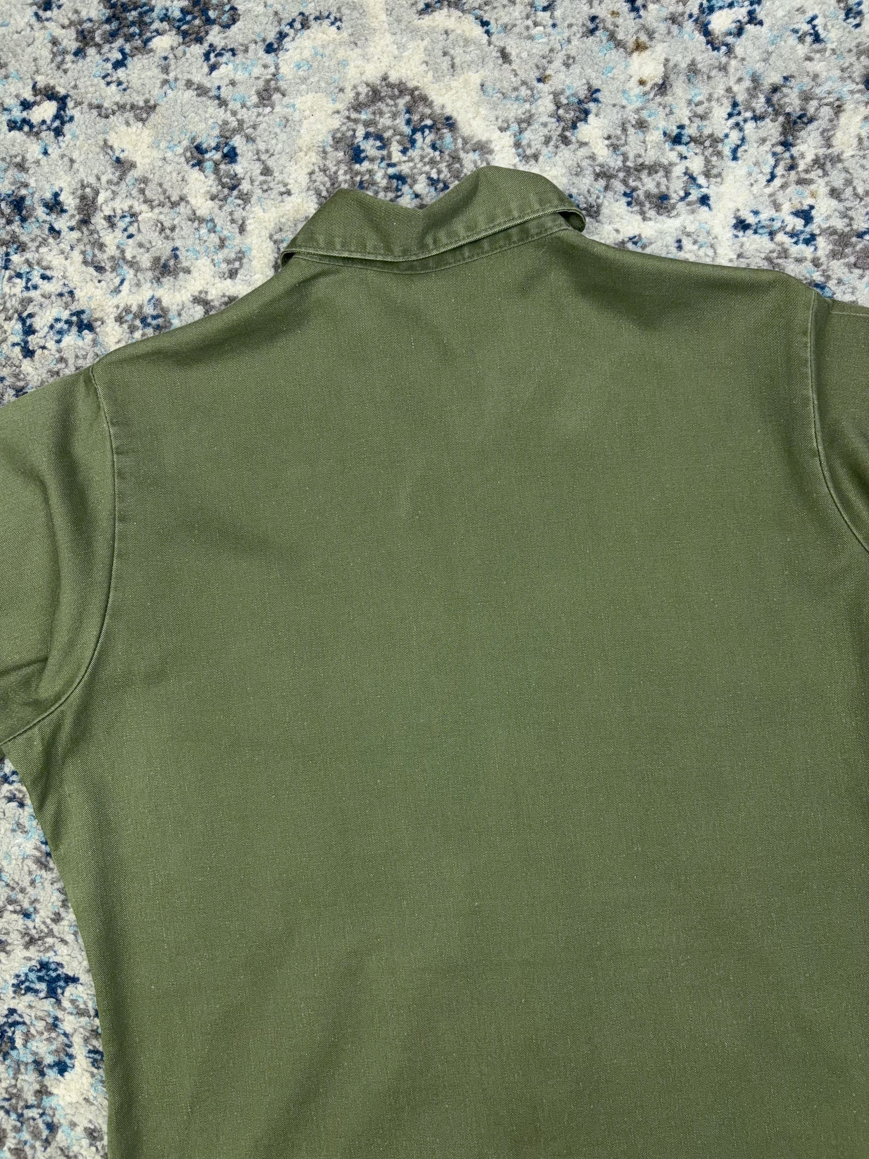 Vintage 60s OG-107 U.S. Airforce Military Fatigue Button Up Shirt Size Large