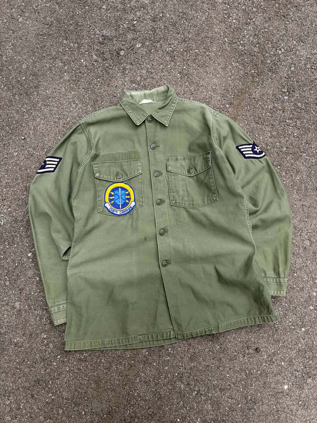 Vintage 60s/70s U.S. Airforce OG-107 Tactical Air Command Fatigue Button Up Shirt Size Large