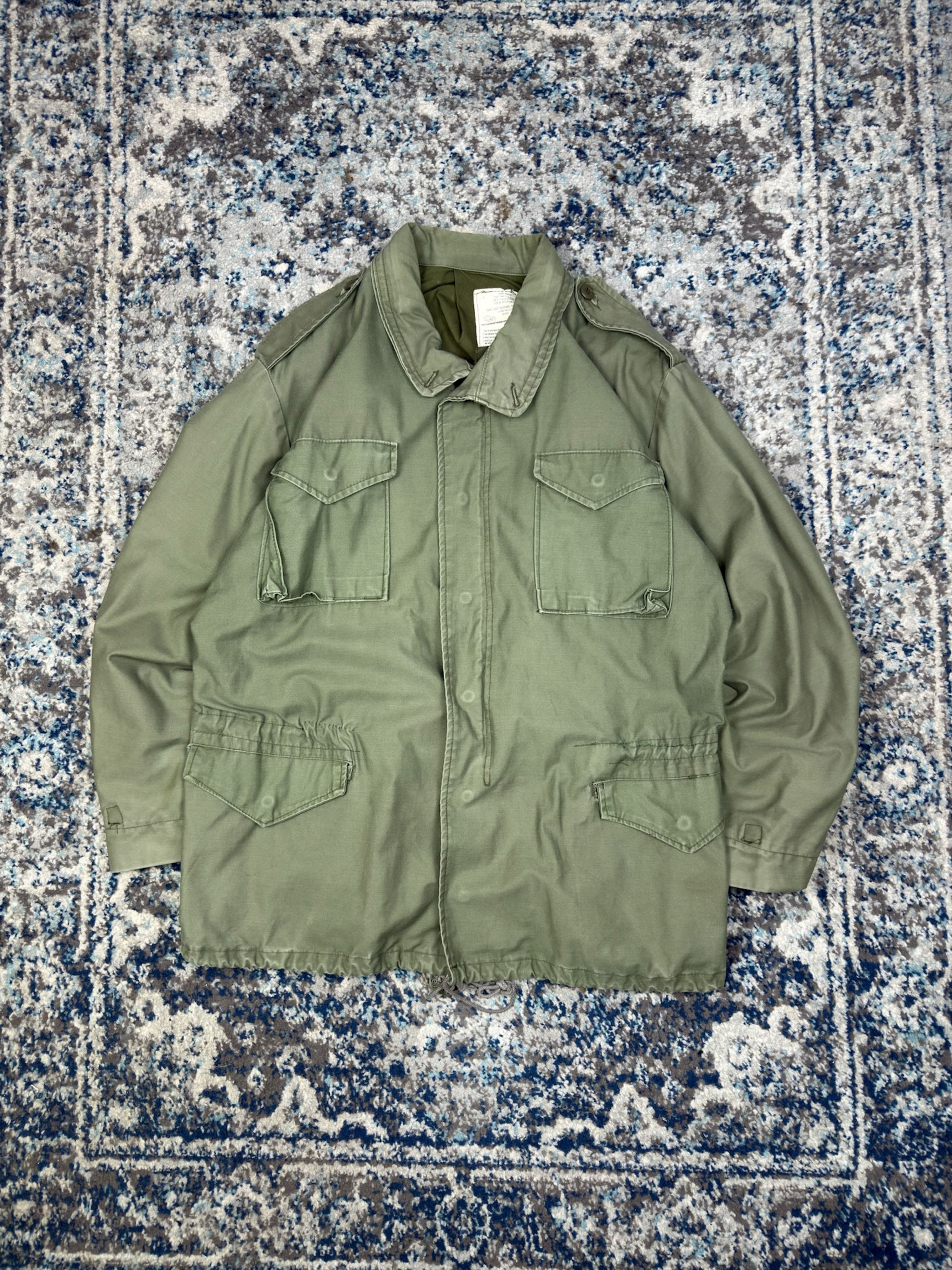 Vintage 70s U.S. Army M-65 Cold Weather Military Field Jacket Size Large