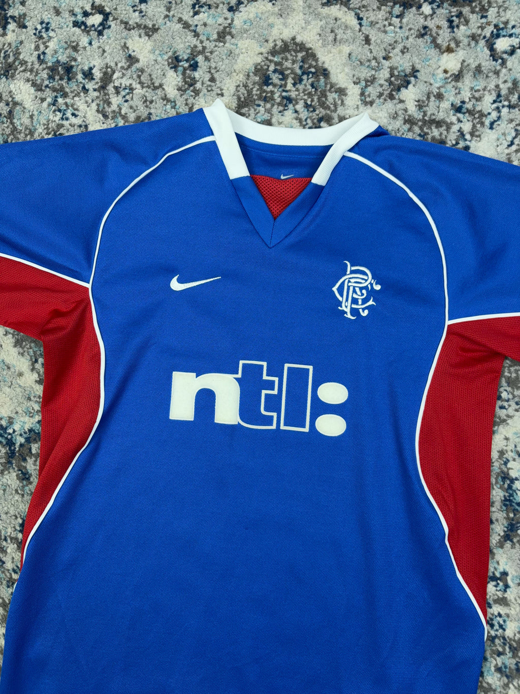 Vintage 01-02 Glascow Rangers Nike Home Soccer Jersey Size XL YOUTH