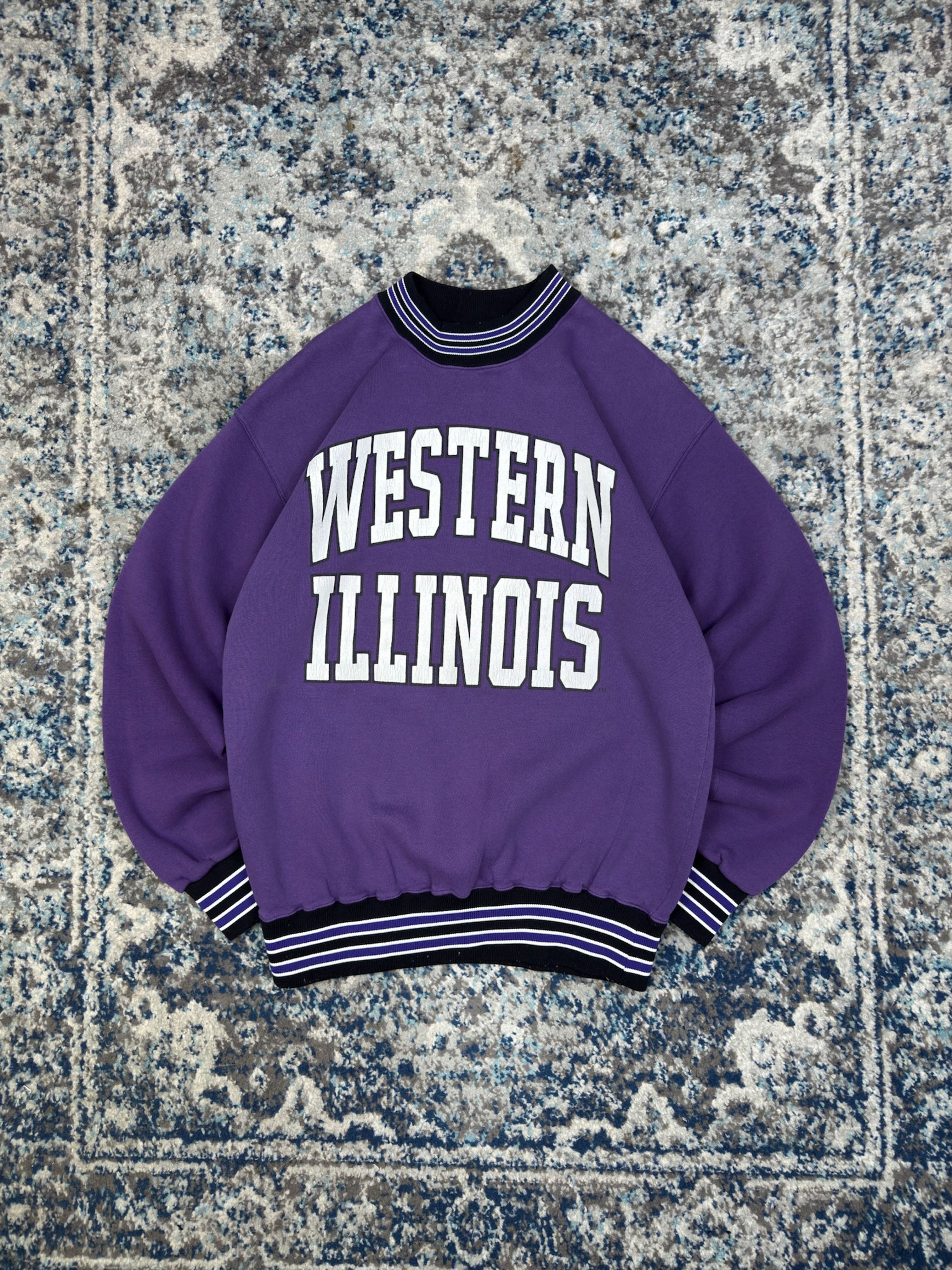 Vintage 90s Western Illinois Leathernecks NCAA Arc Spellout Crewneck Sweatshirt Size Large