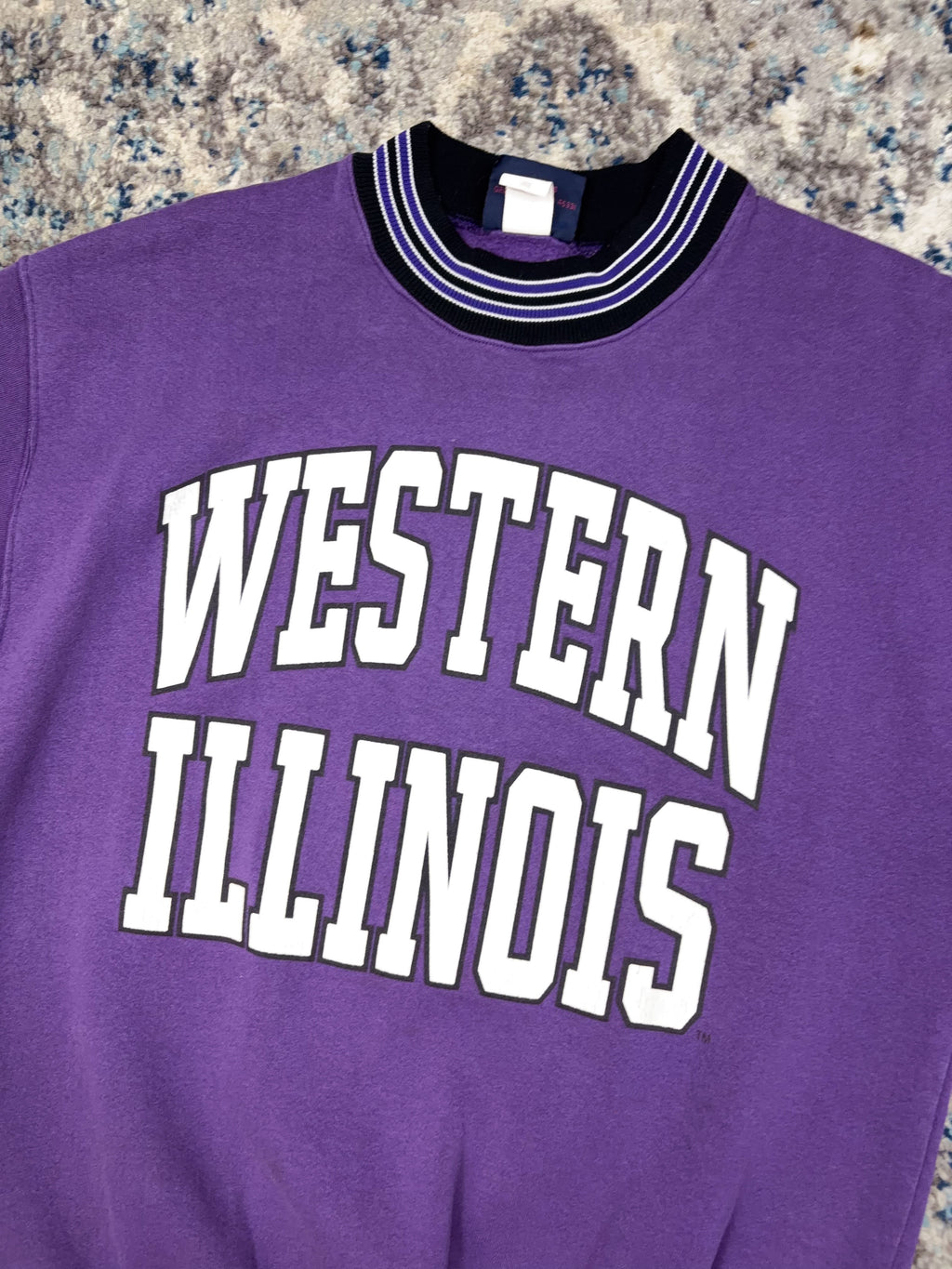 Vintage 90s Western Illinois Leathernecks NCAA Arc Spellout Crewneck Sweatshirt Size Large