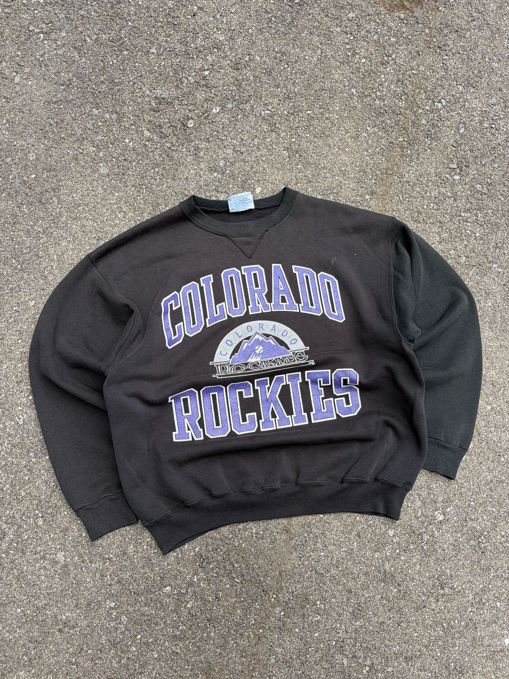 Vintage 90s Colorado Rockies MLB Big Arc Spellout Graphic Sweatshirt Size XL