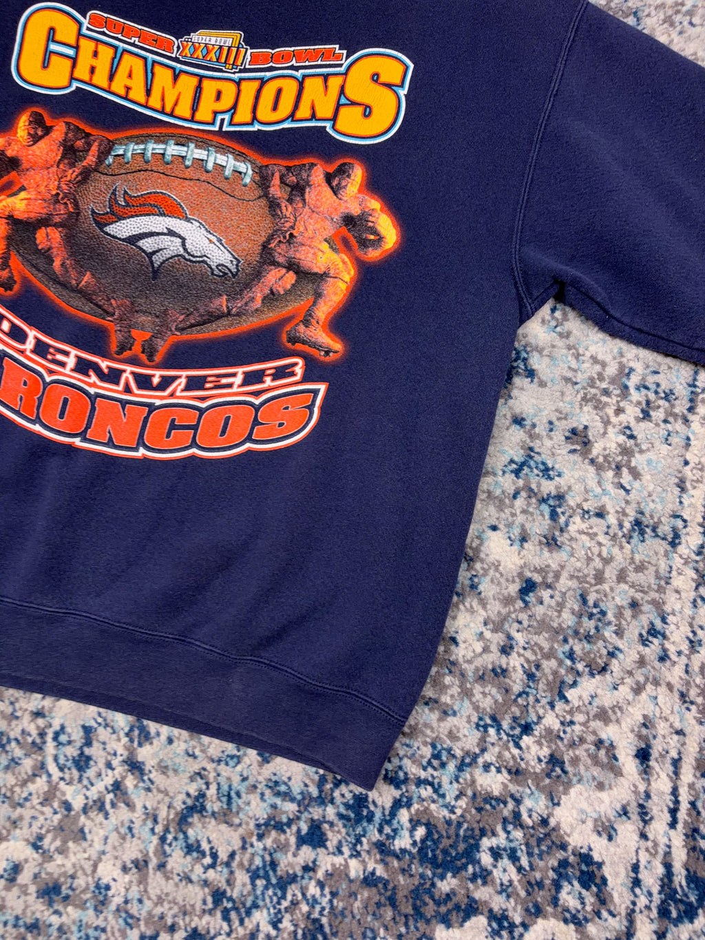 Vintage 1998 Denver Broncos NFL Super Bowl XXXII Champions Sweatshirt Size Medium