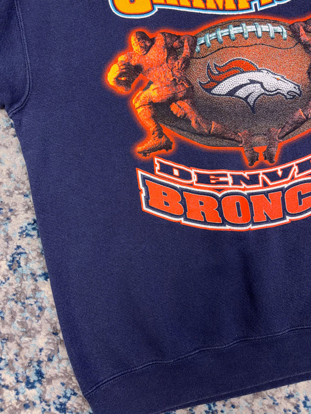 Vintage 1998 Denver Broncos NFL Super Bowl XXXII Champions Sweatshirt Size Medium