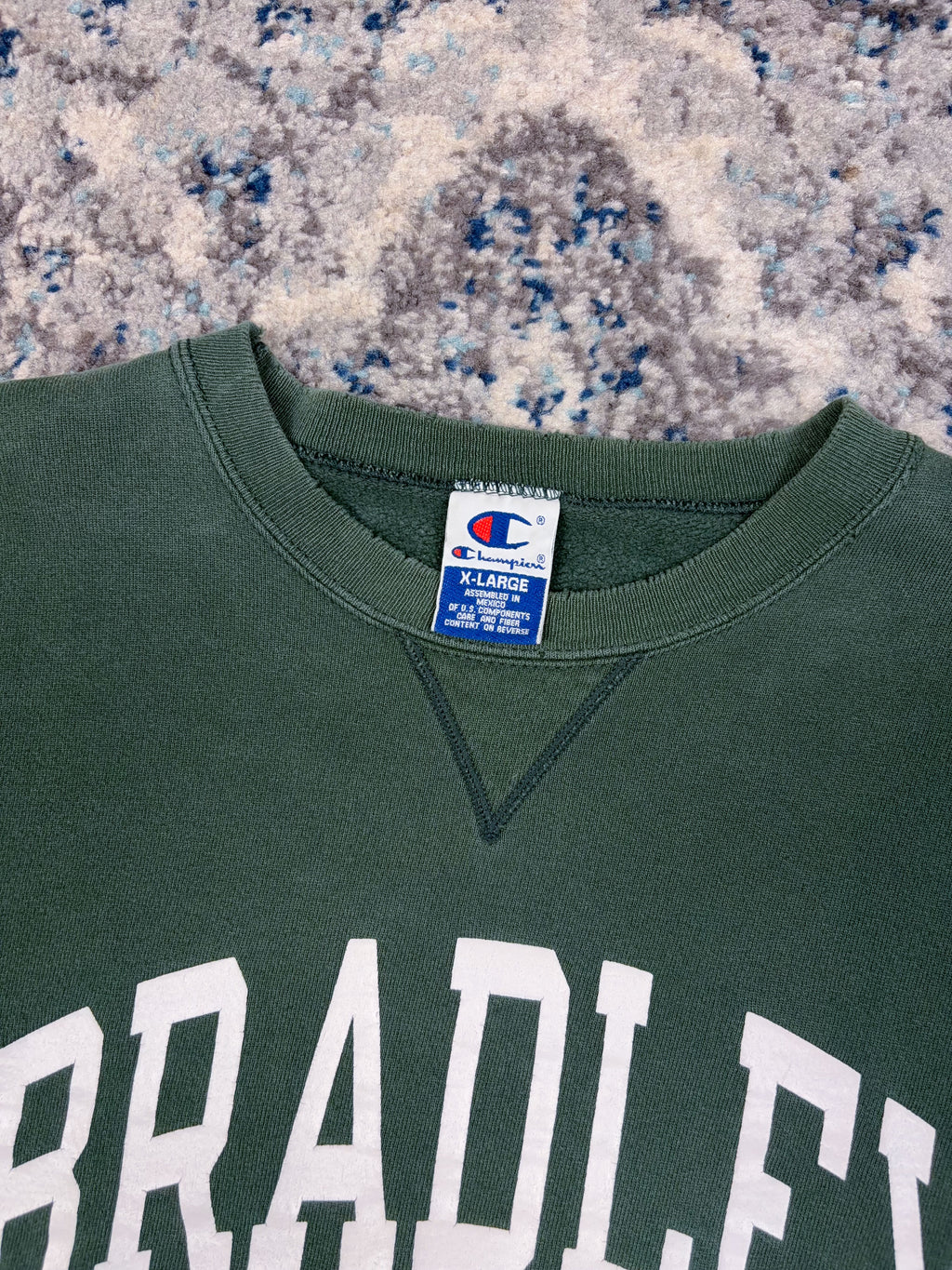 Vintage Bradley University Braves NCAA Arc Spellout Graphic Champion Sweatshirt Size XL