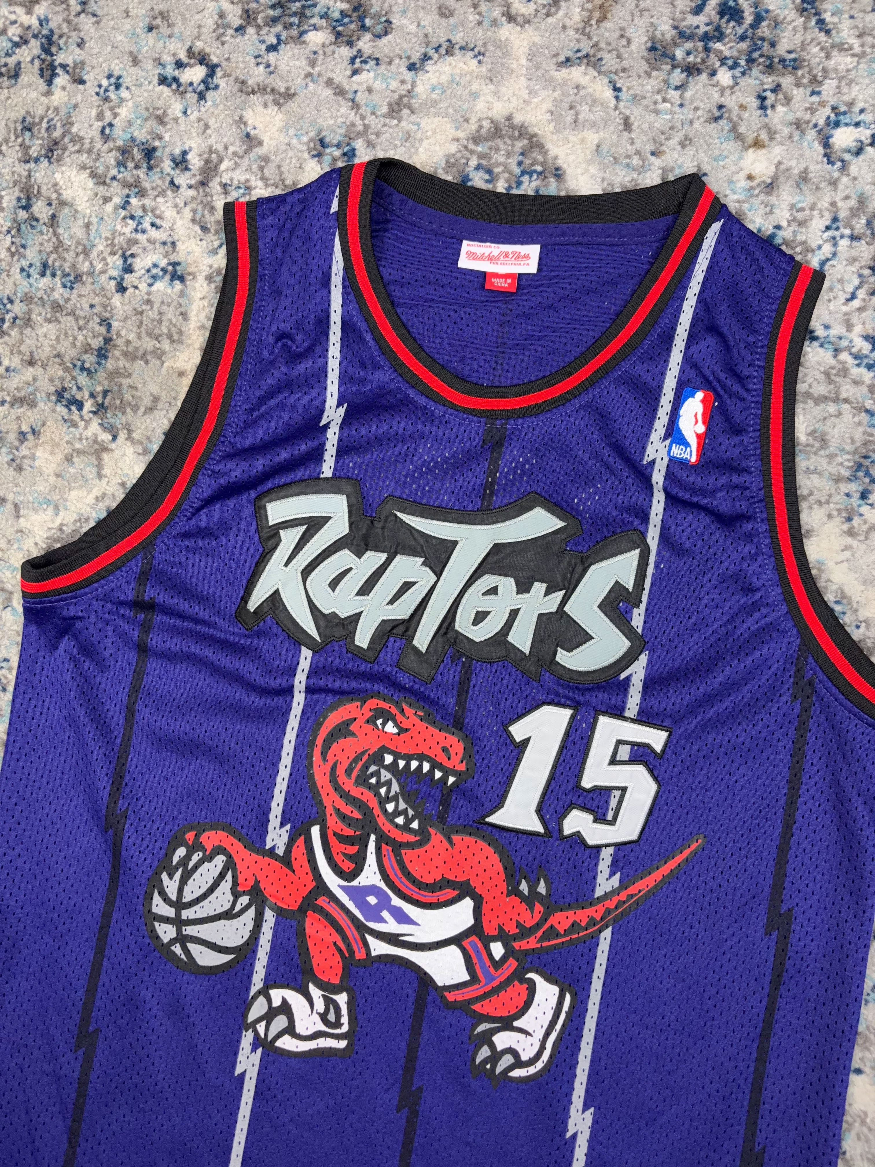 Vintage Vince Carter #15 Toronto Raptors NBA Throwback Basketball Jersey Size Large