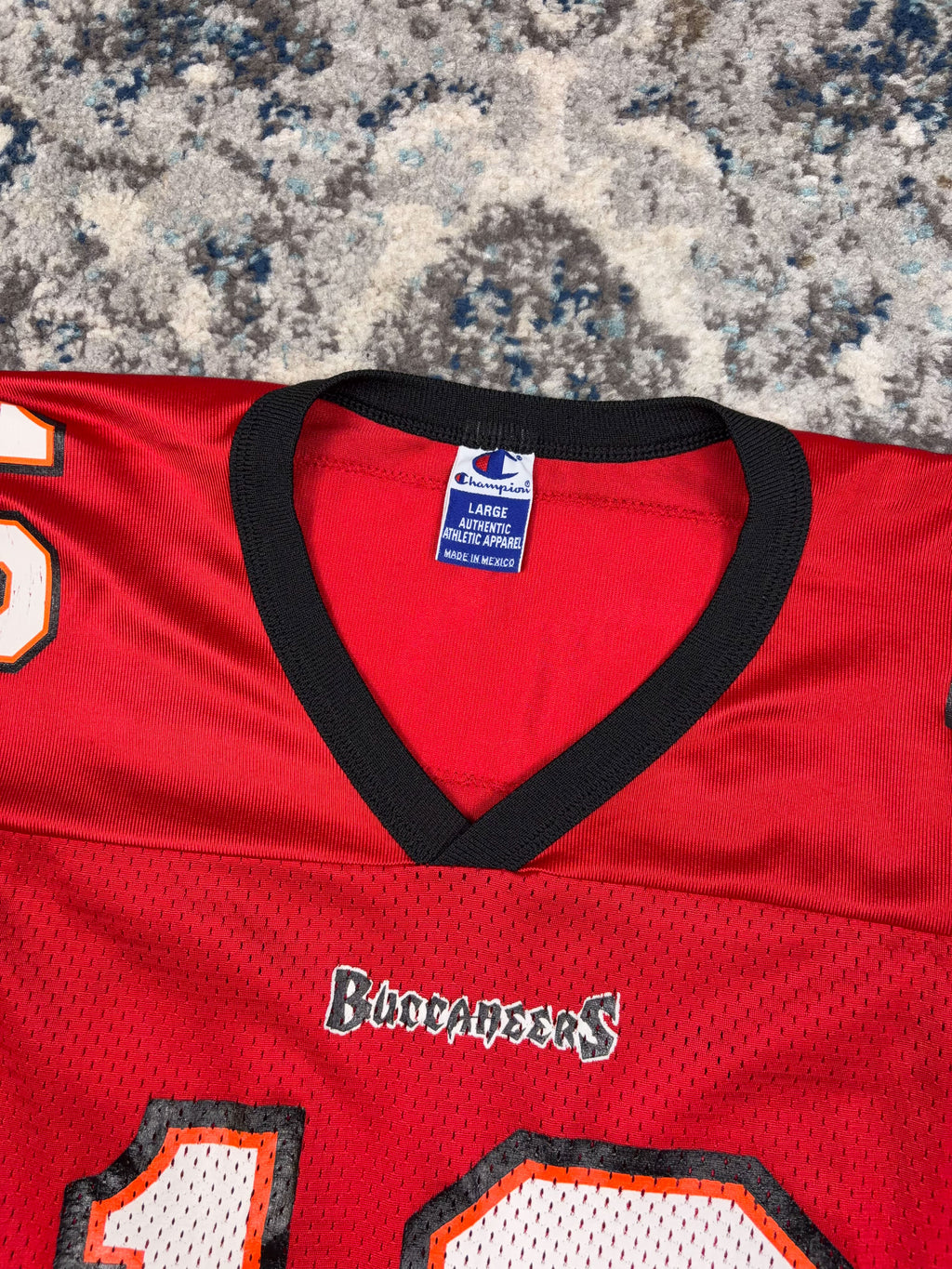 Vintage Keyshawn Jordan #19 Tampa Bay Buccaneers NFL Champion Jersey Size Large