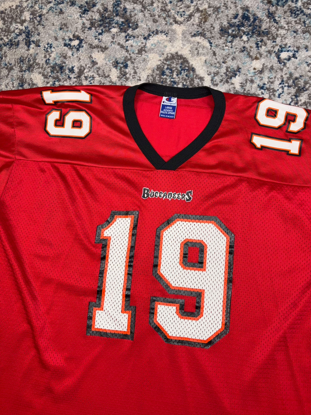 Vintage Keyshawn Jordan #19 Tampa Bay Buccaneers NFL Champion Jersey Size Large