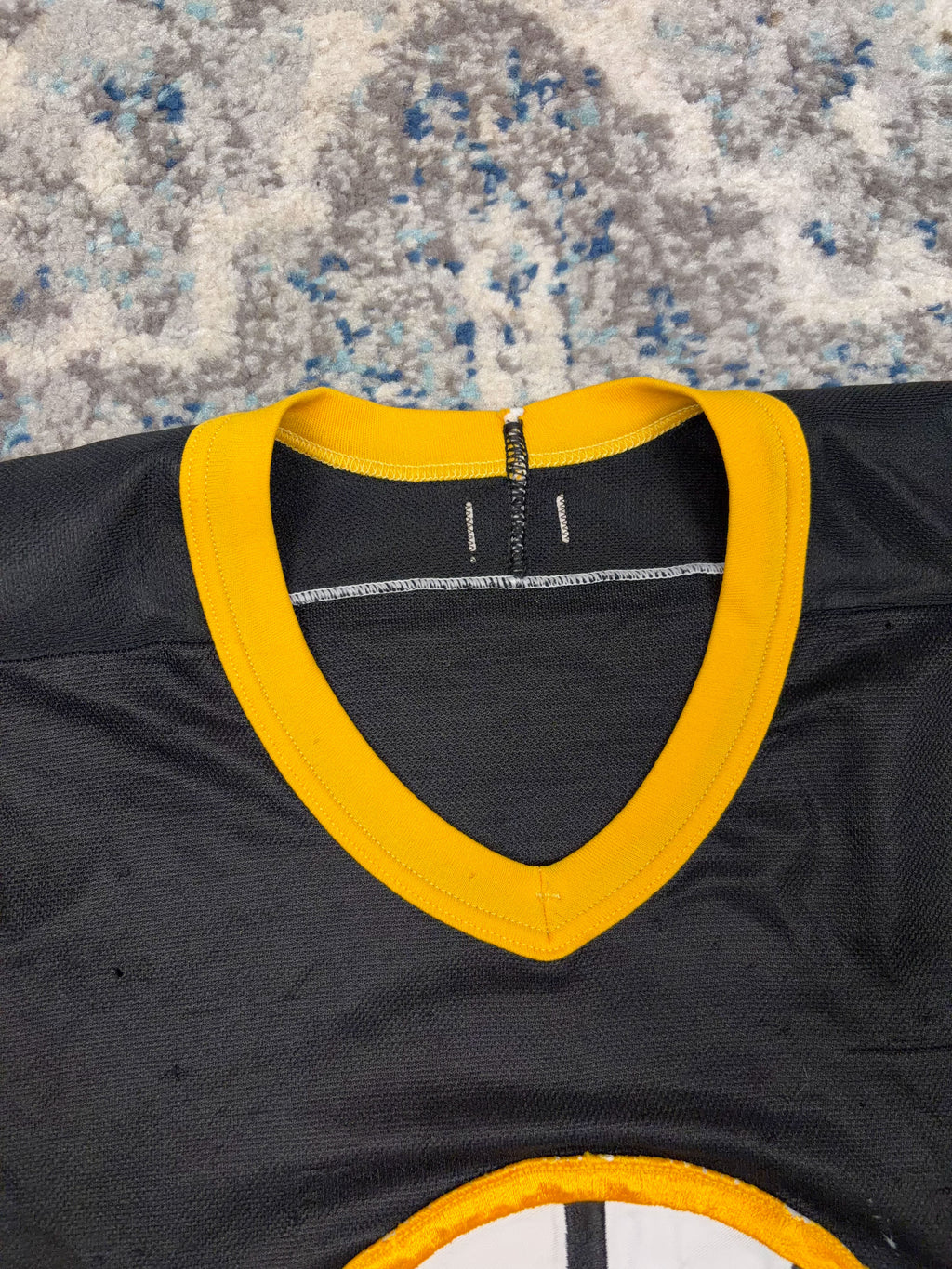 Vintage 90s Boston Bruins NHL Home Hockey Jersey Size Medium
