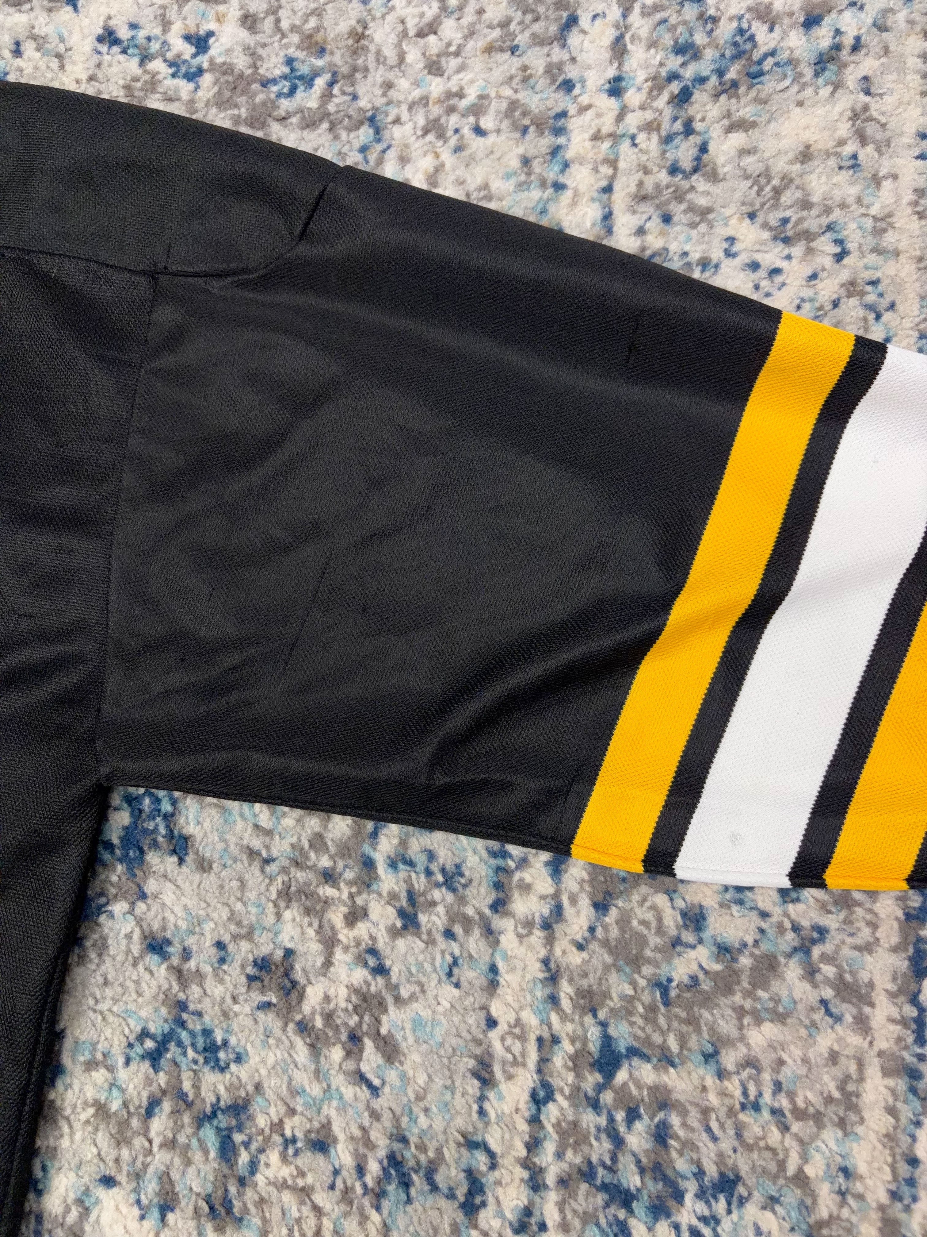 Vintage 90s Boston Bruins NHL Home Hockey Jersey Size Medium
