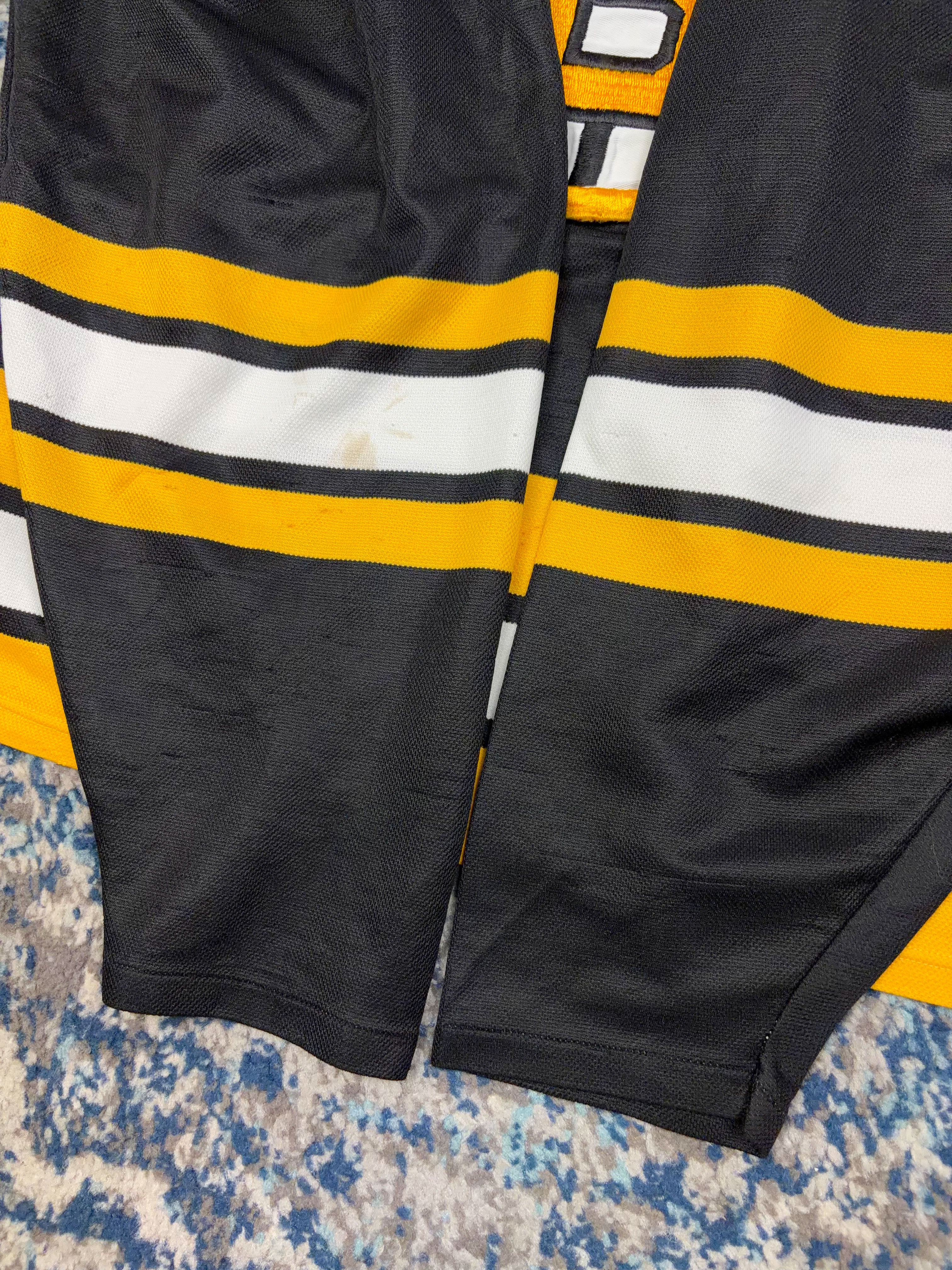 Vintage 90s Boston Bruins NHL Home Hockey Jersey Size Medium