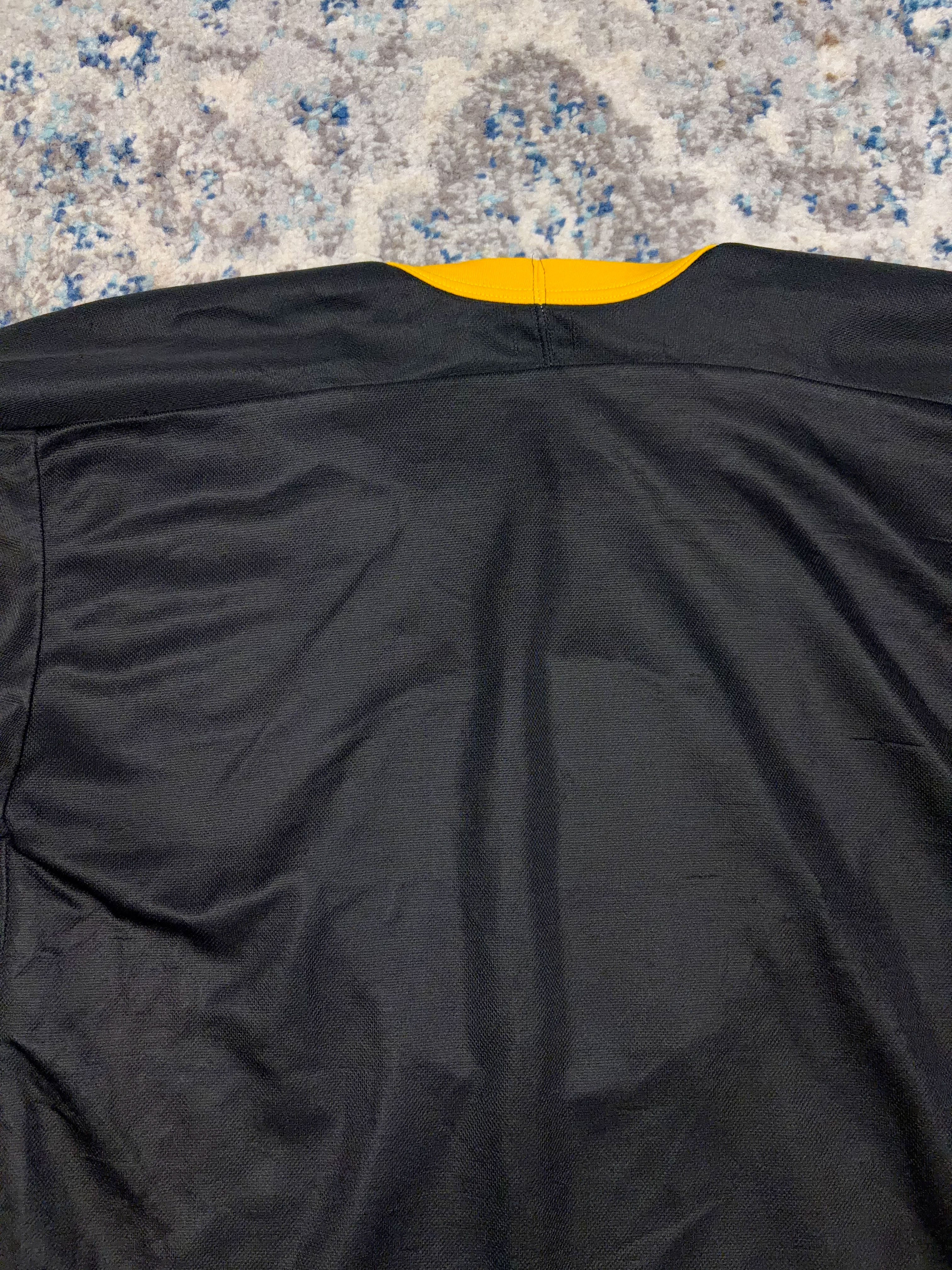Vintage 90s Boston Bruins NHL Home Hockey Jersey Size Medium