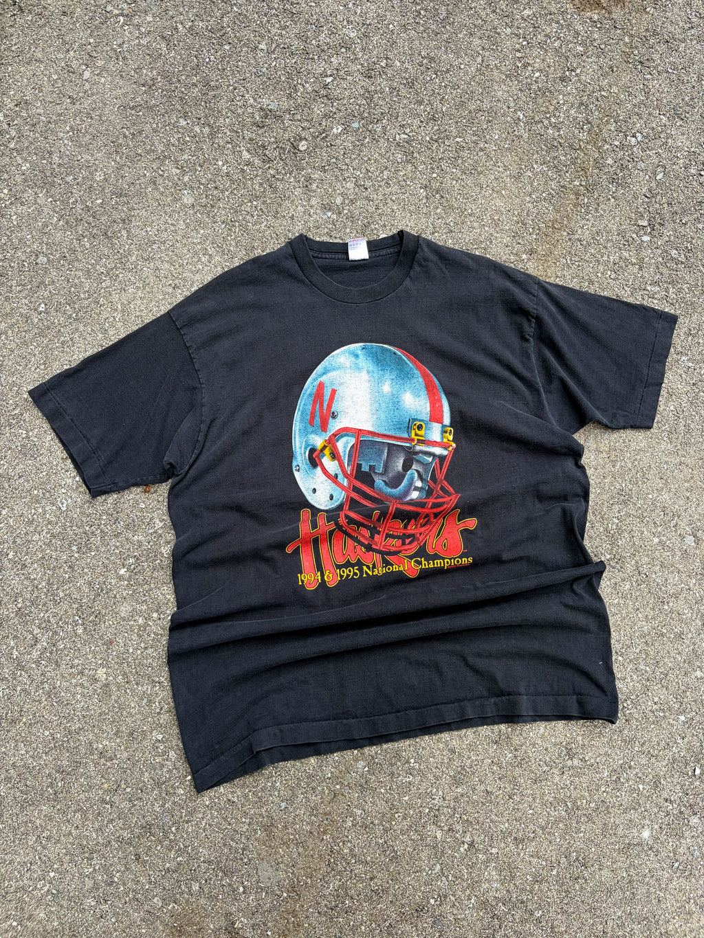 Vintage 1995 Nebraska Cornhuskers NCAA Helmet Graphic National Champs T-Shirt Size 2XL