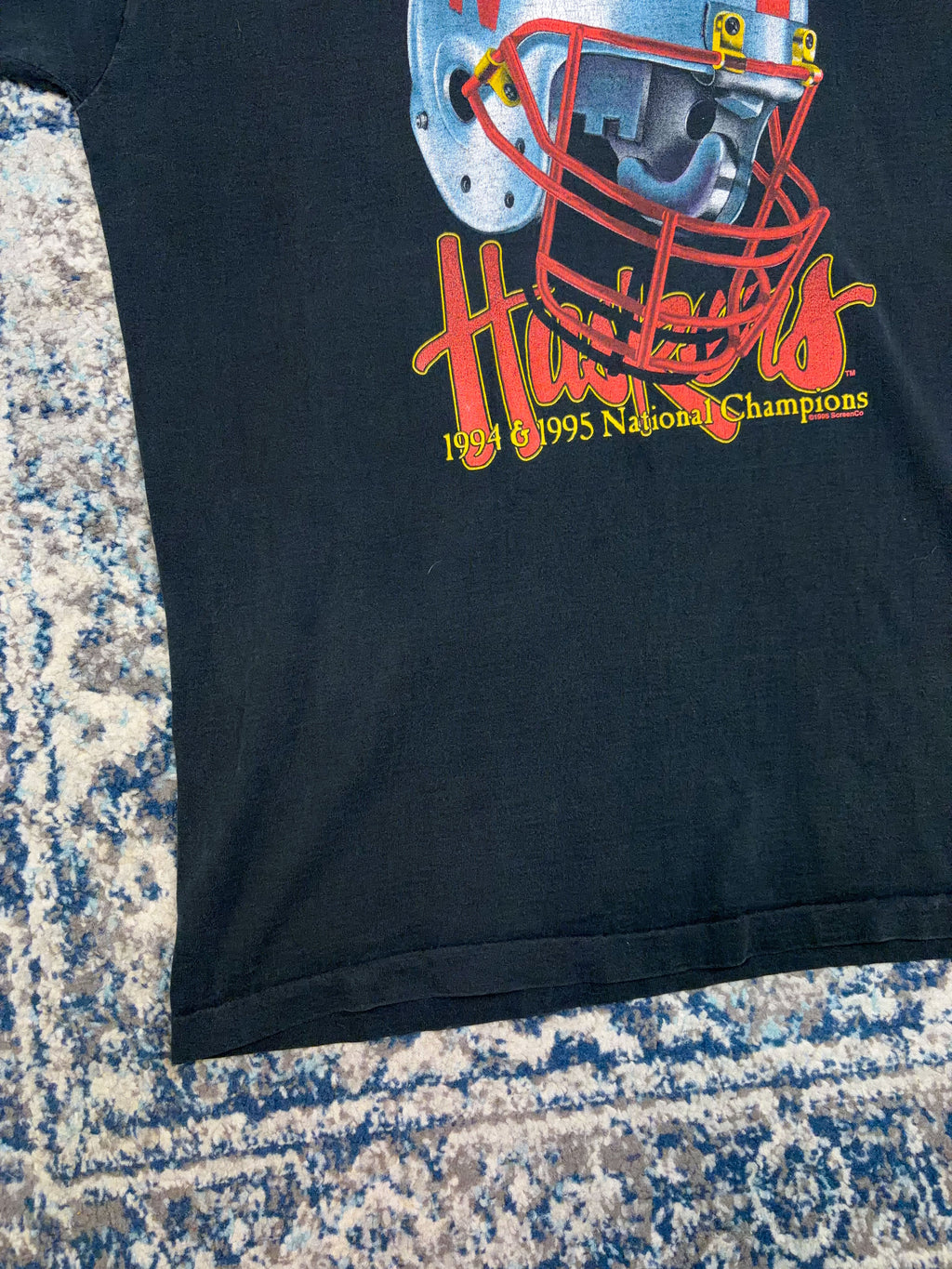 Vintage 1995 Nebraska Cornhuskers NCAA Helmet Graphic National Champs T-Shirt Size 2XL