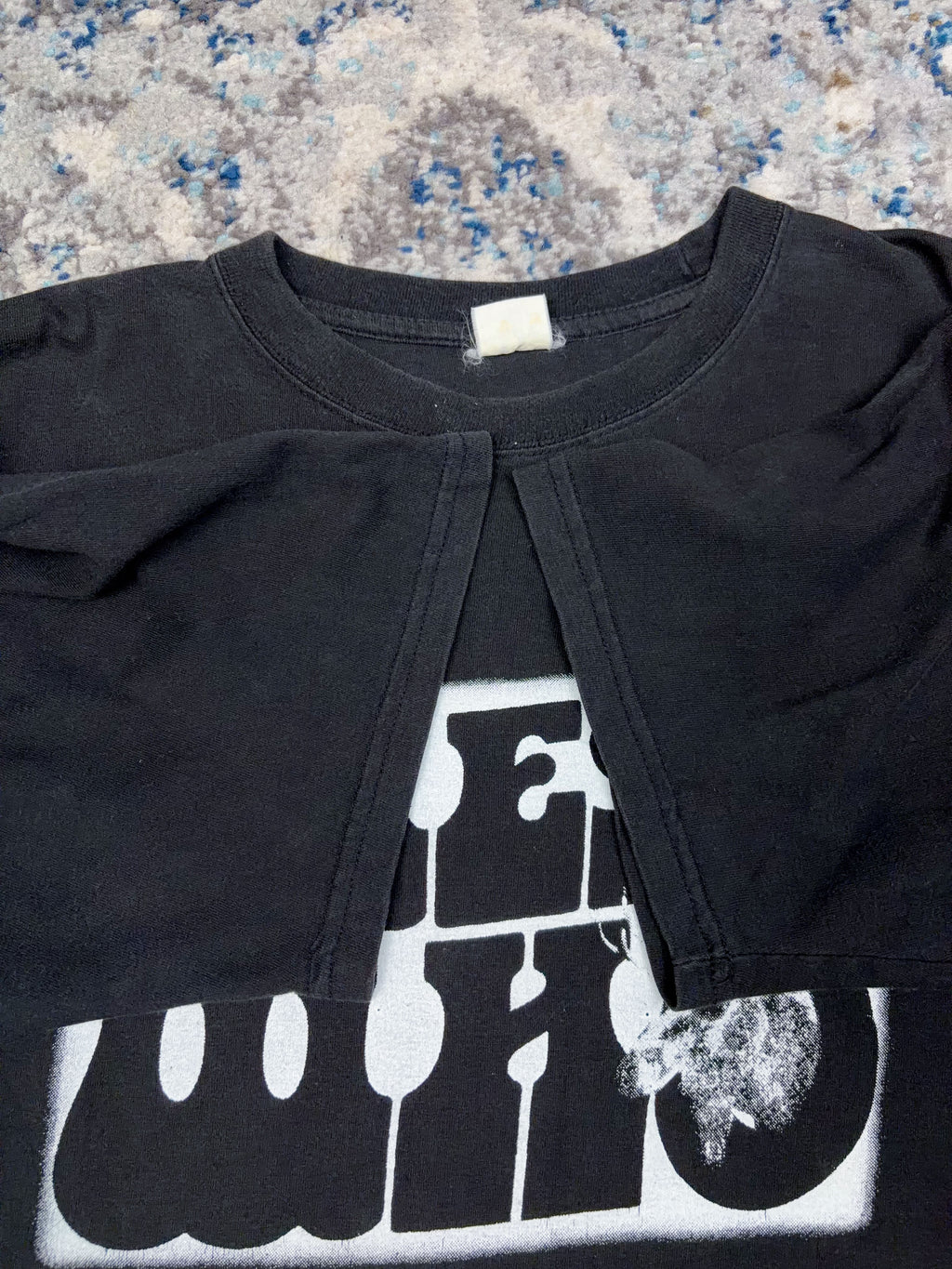 Vintage 2000 The Guess Who Runnin Bach Thru Canada Music Tour T-Shirt Size XL
