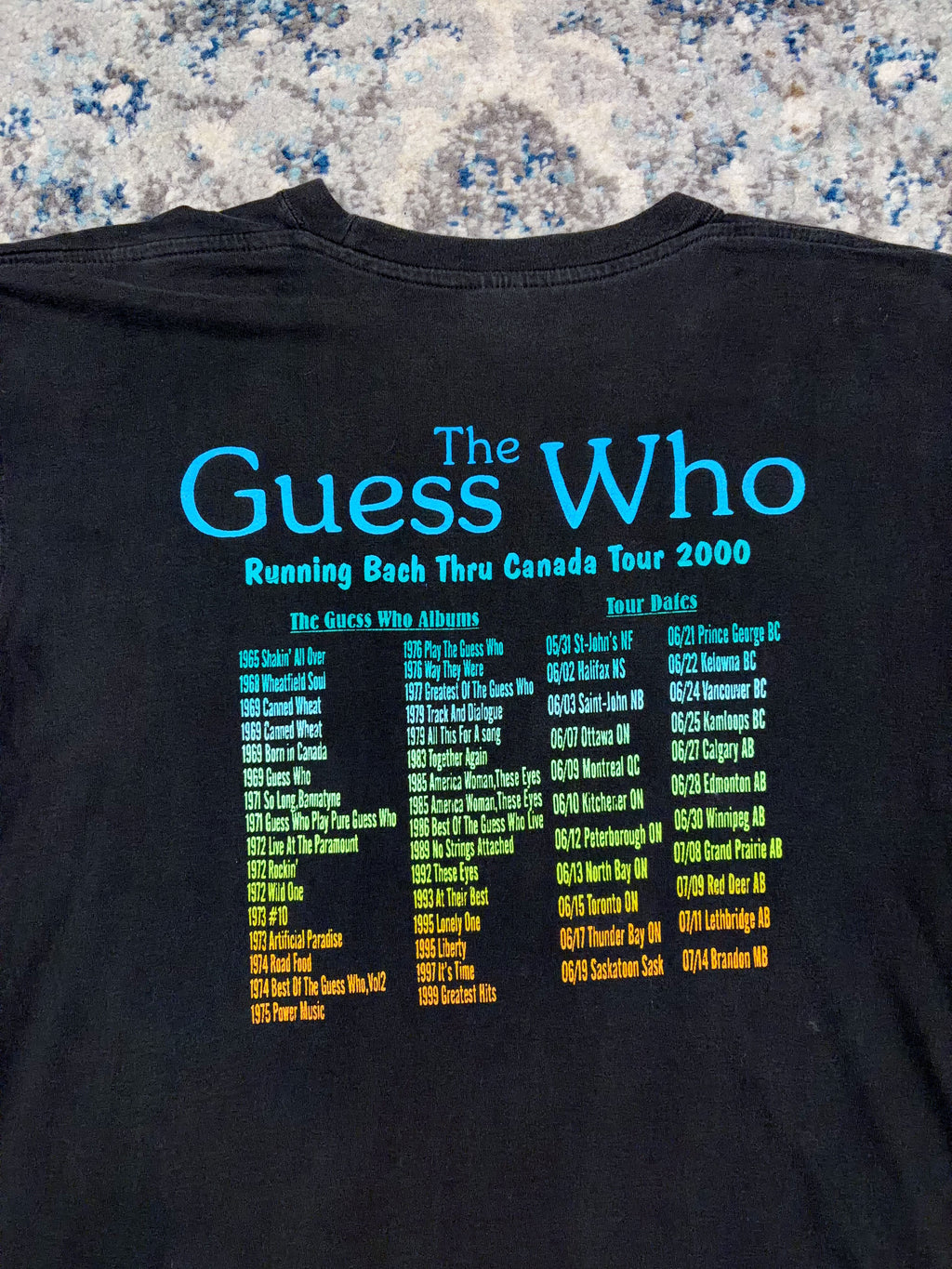 Vintage 2000 The Guess Who Runnin Bach Thru Canada Music Tour T-Shirt Size XL