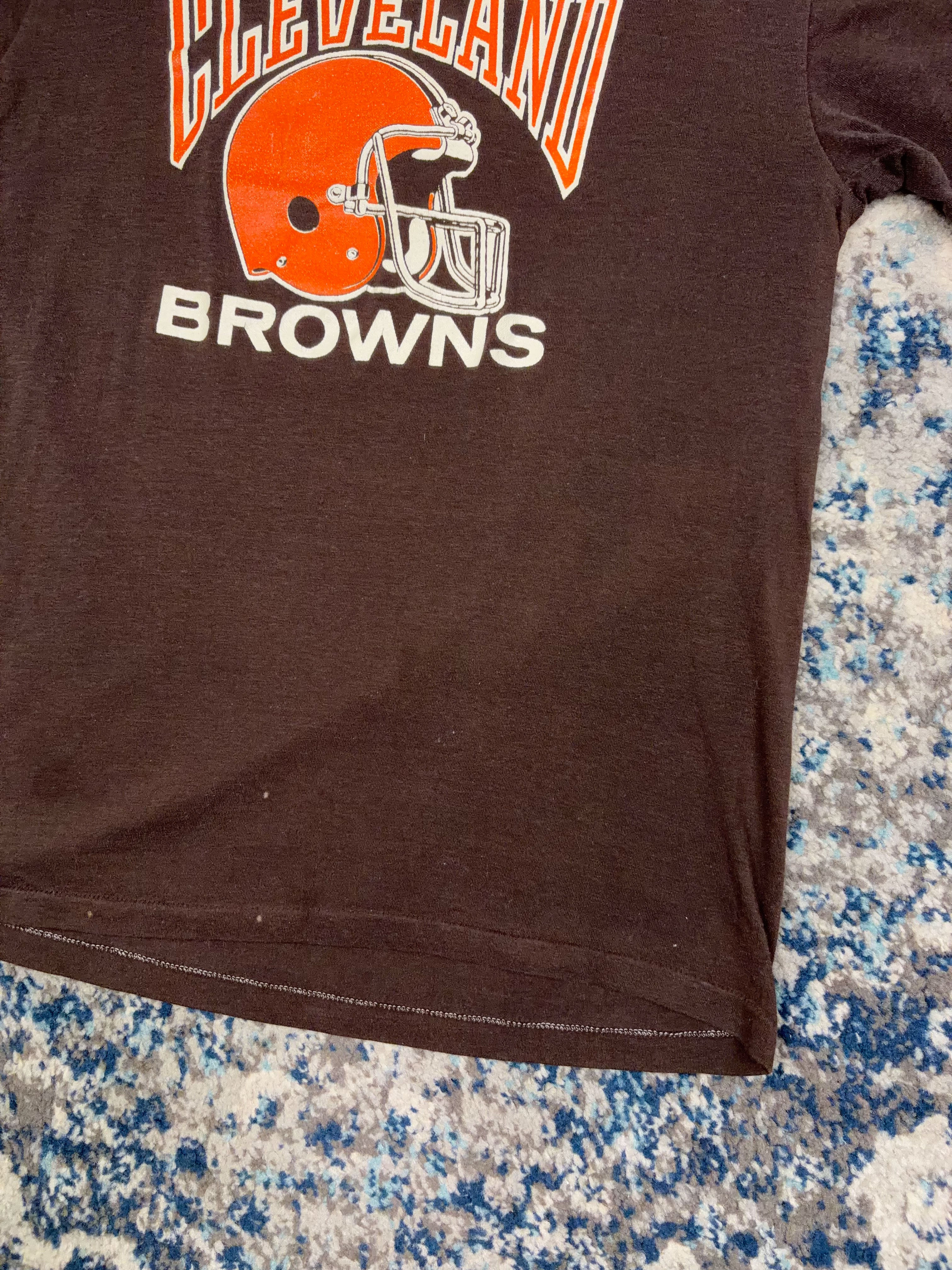 Vintage 1987 Cleveland Browns NFL Helmet Graphic Spellout T-Shirt Size Large
