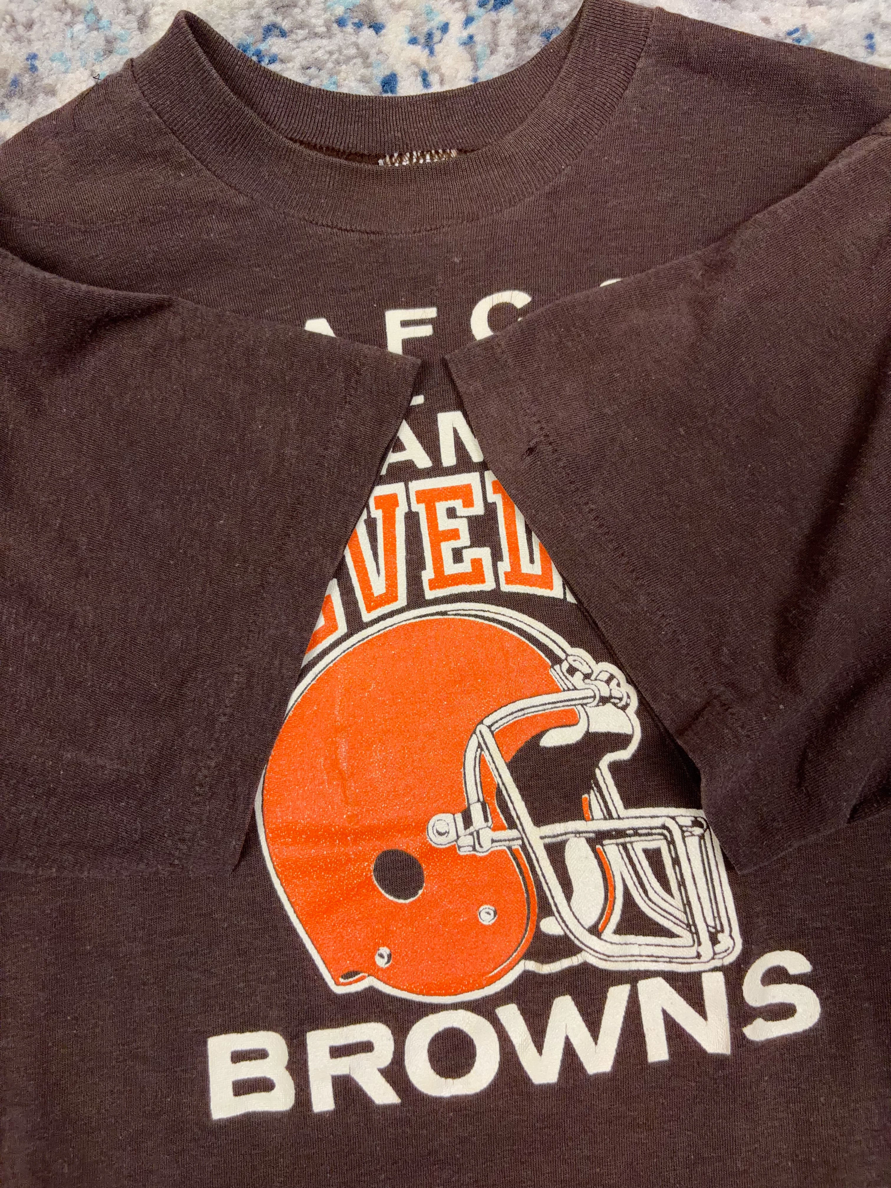 Vintage 1987 Cleveland Browns NFL Helmet Graphic Spellout T-Shirt Size Large