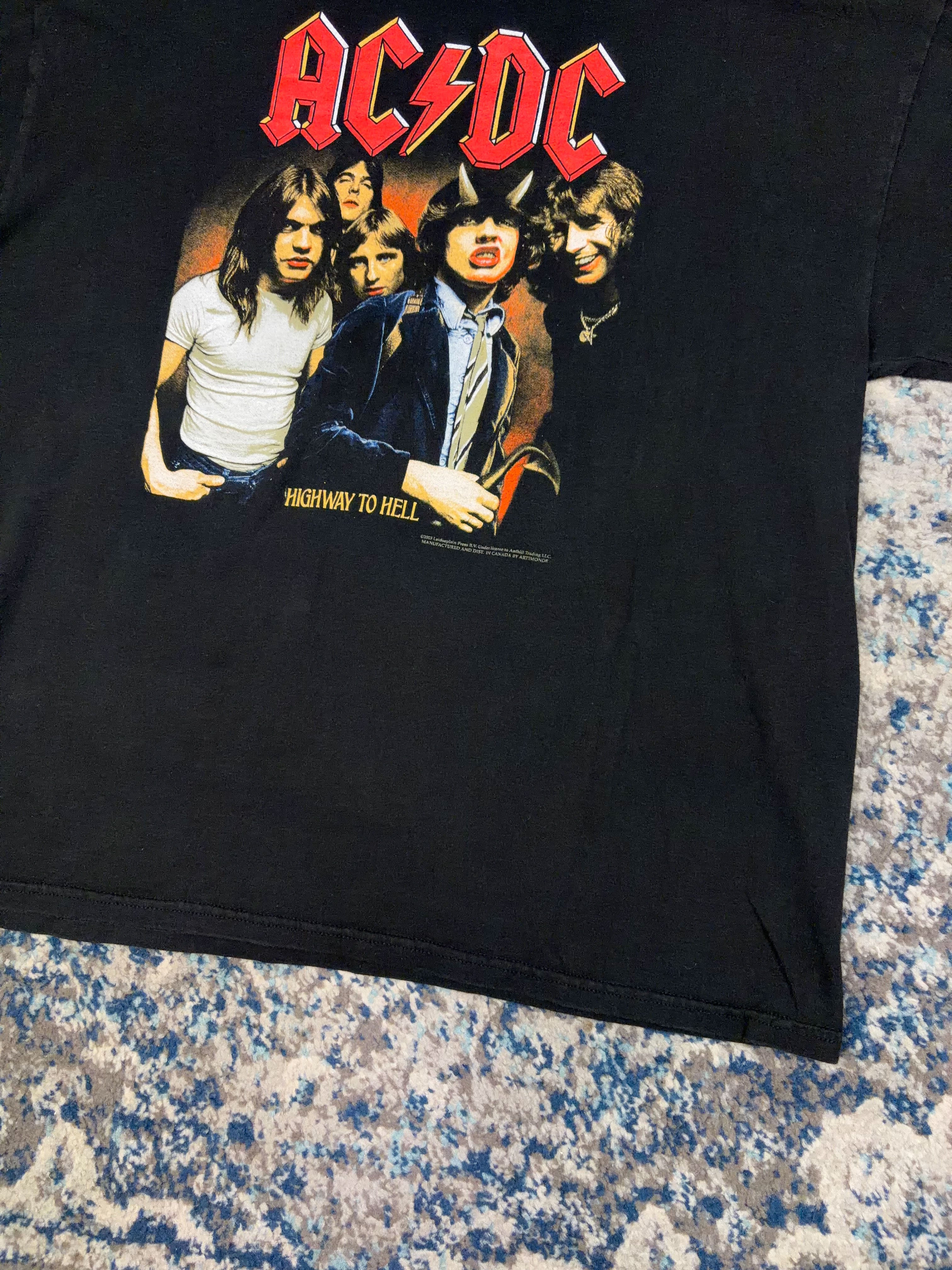 Vintage 2003 AC/DC Highway To Hell Band Portrait Rock Music Graphic T-Shirt Size XL