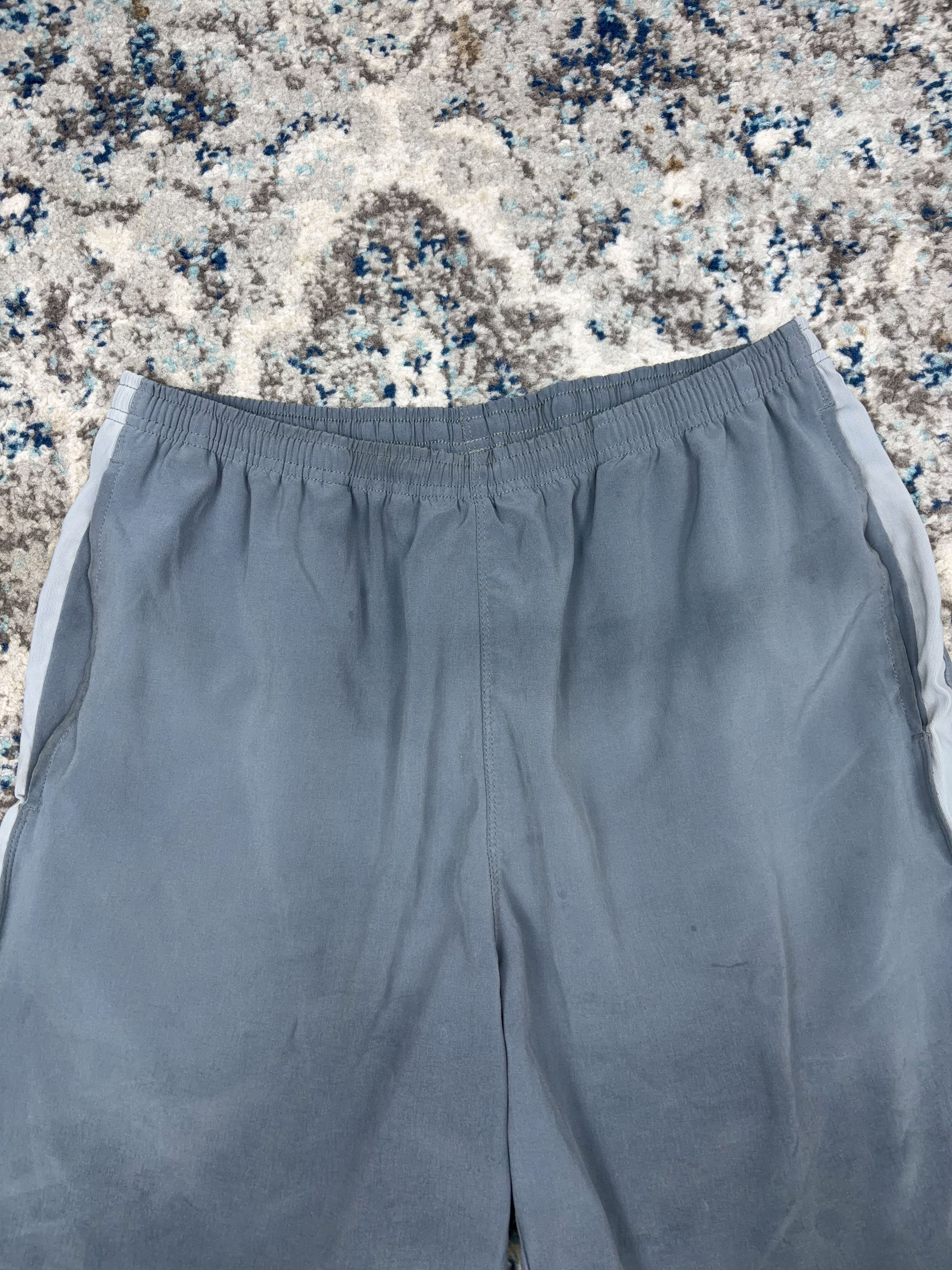 Vintage Nike Mini Swoosh Striped Lightweight Shorts Size Medium