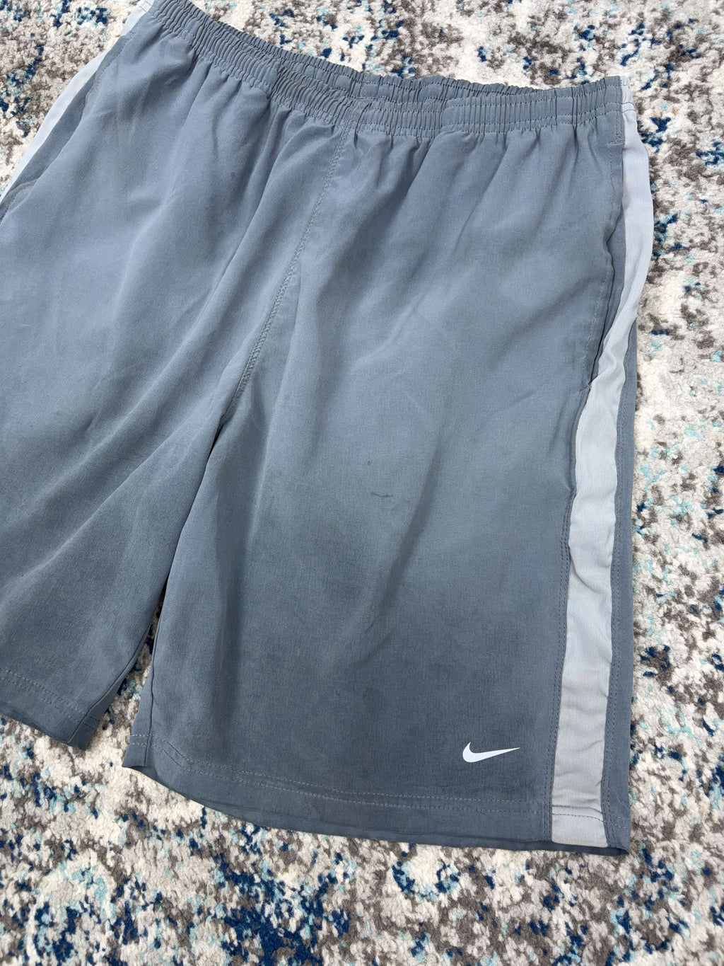 Vintage Nike Mini Swoosh Striped Lightweight Shorts Size Medium