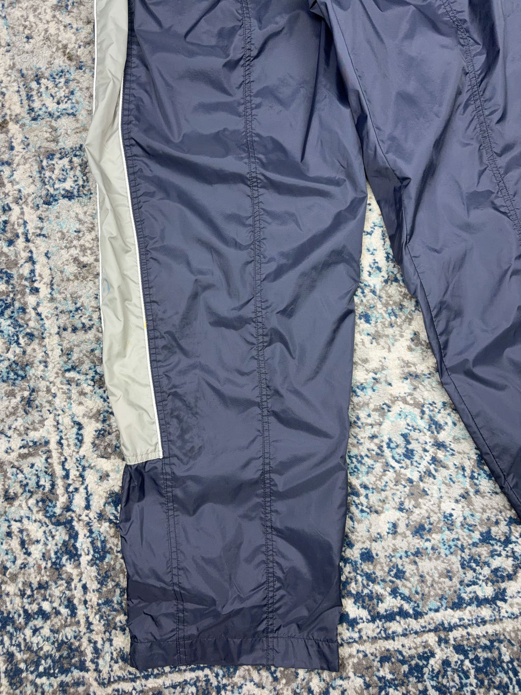 Vintage Nike Embroidered Mini Swoosh Mesh Lined Windbreaker Pants Size 2XL