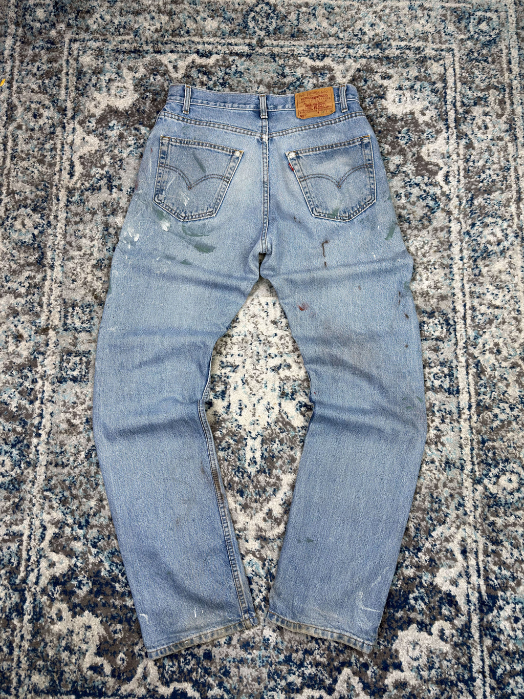 Vintage Levis 505 Red Tab Medium Wash Distressed Denim Pants Size 33
