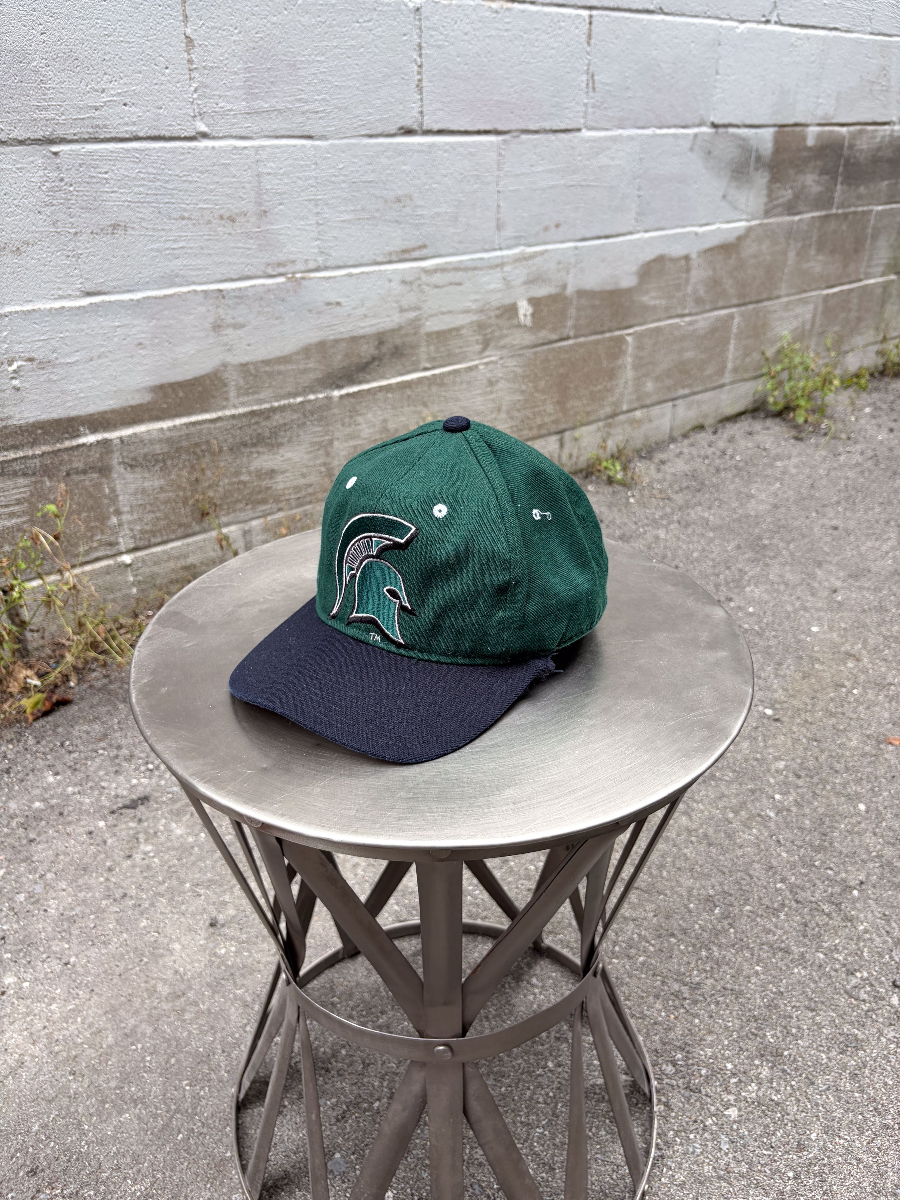 Vintage 90s Michigan State Spartans NCAA Embroidered Mascot Fitted Hat Size 7 1/8