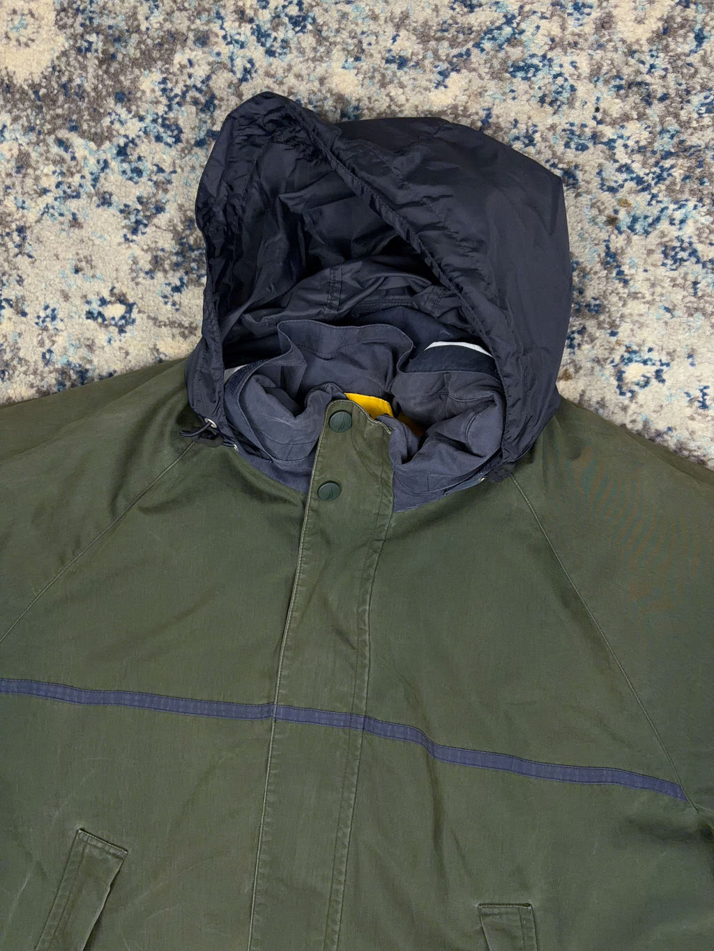 Vintage Nautica NS-83 Embroidered Sleeve Spellout Reversible Puffer Jacket Size XL