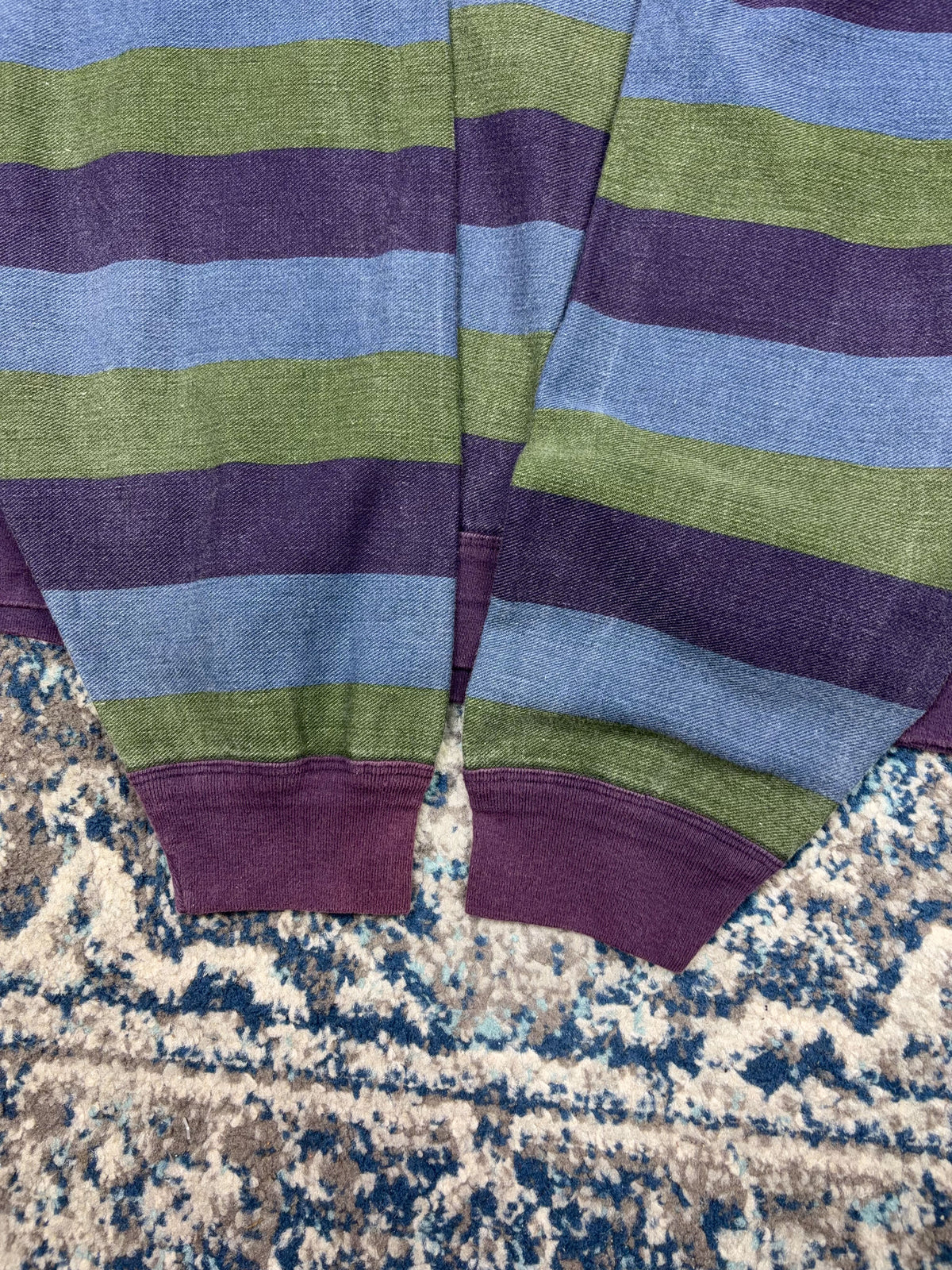 Vintage 90s Structure Embroidered Crest Graphic Striped Crewneck Sweatshirt Size Large