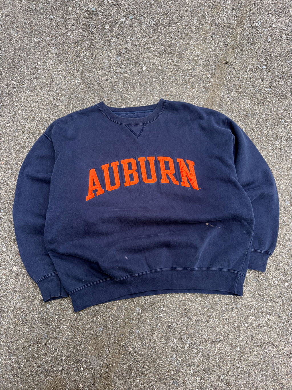 Vintage 90s Auburn Tigers NCAA Embroiderd Arc Spellout Sweatshirt Size Large