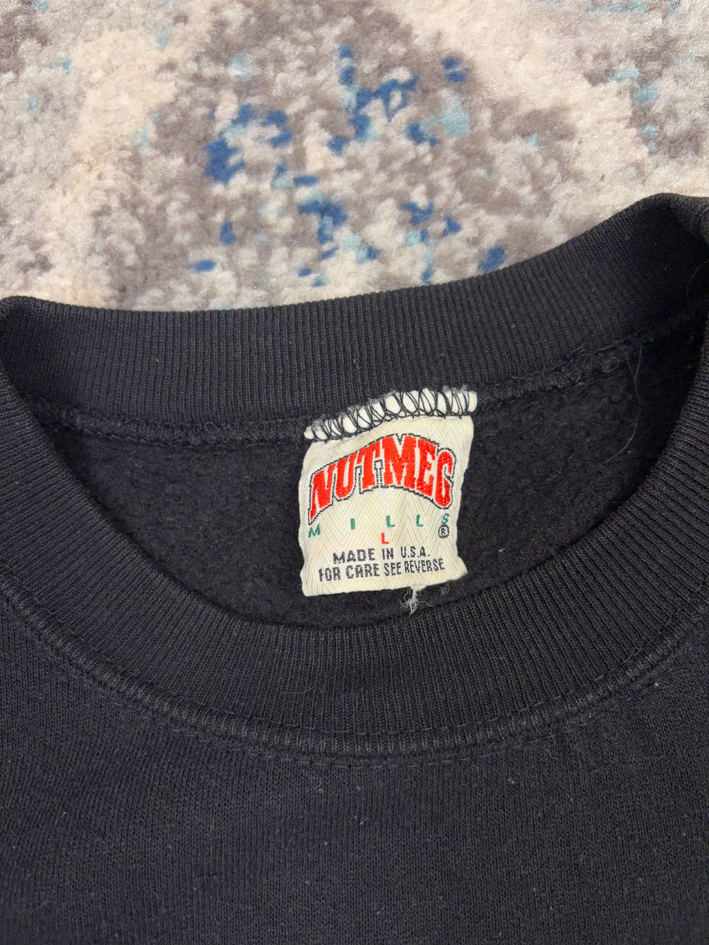 Vintage 90s Detroit Red Wings NHL Embroidered Spellout Jersey Graphic Sweatshirt Size Large
