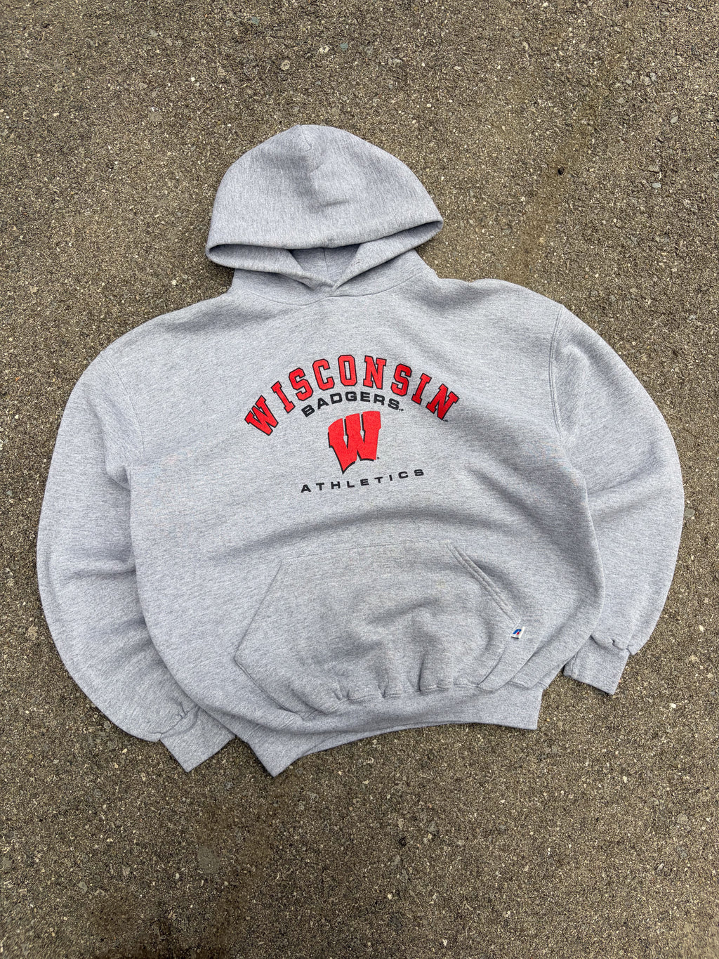 Vintage Wisconsin Badgers NCAA Athletics Spellout Graphic Hooded Sweatshirt Size XL