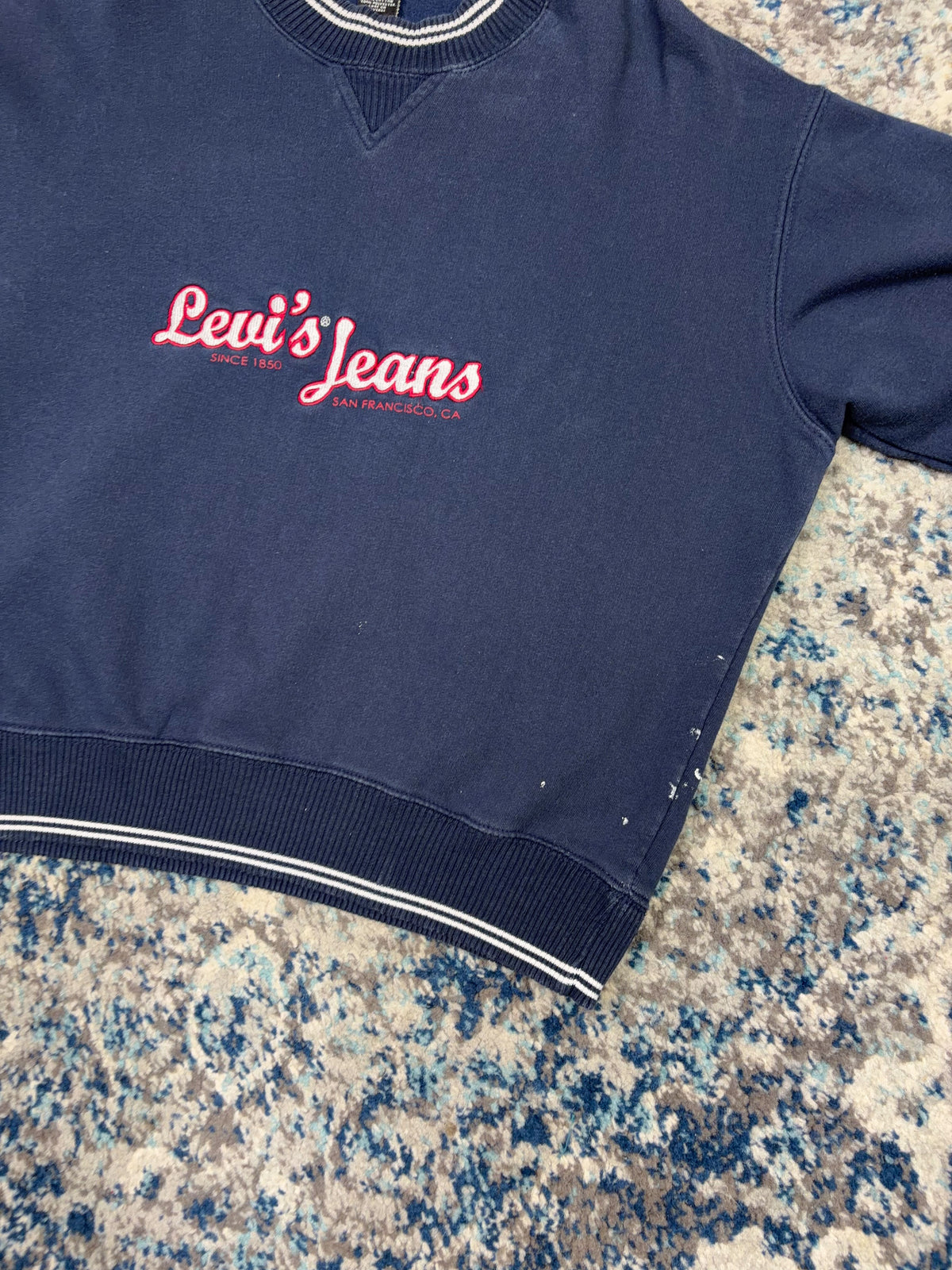 Vintage Levis Jeans Embroidered Script Spellout Crewneck Sweatshirt Size Medium