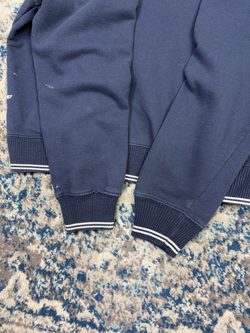 Vintage Levis Jeans Embroidered Script Spellout Crewneck Sweatshirt Size Medium