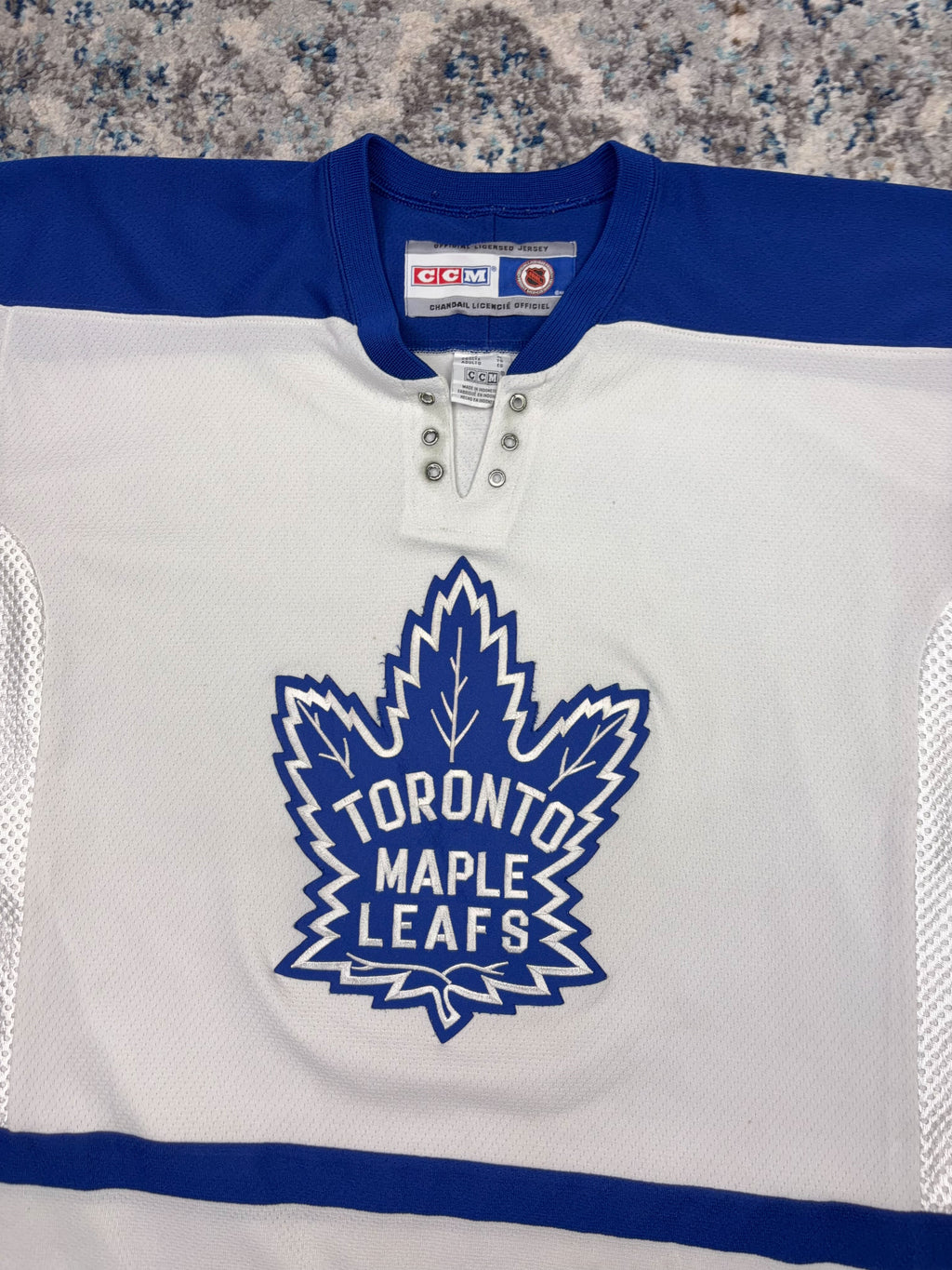Vintage Toronto Maple Leafs NHL Stitched Logo CCM Away Hockey Jersey Size XL
